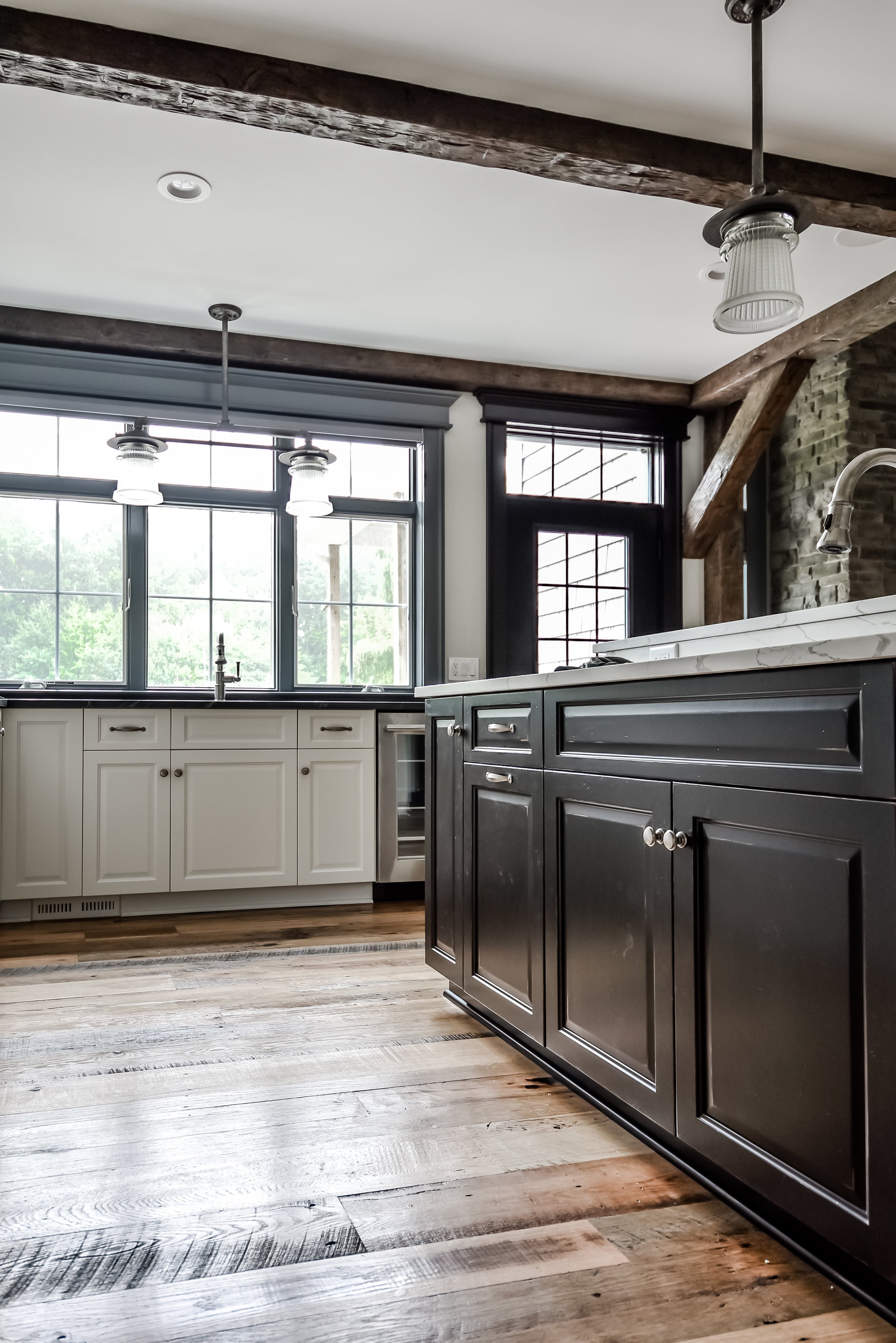 Kitchenwindow (2).jpg