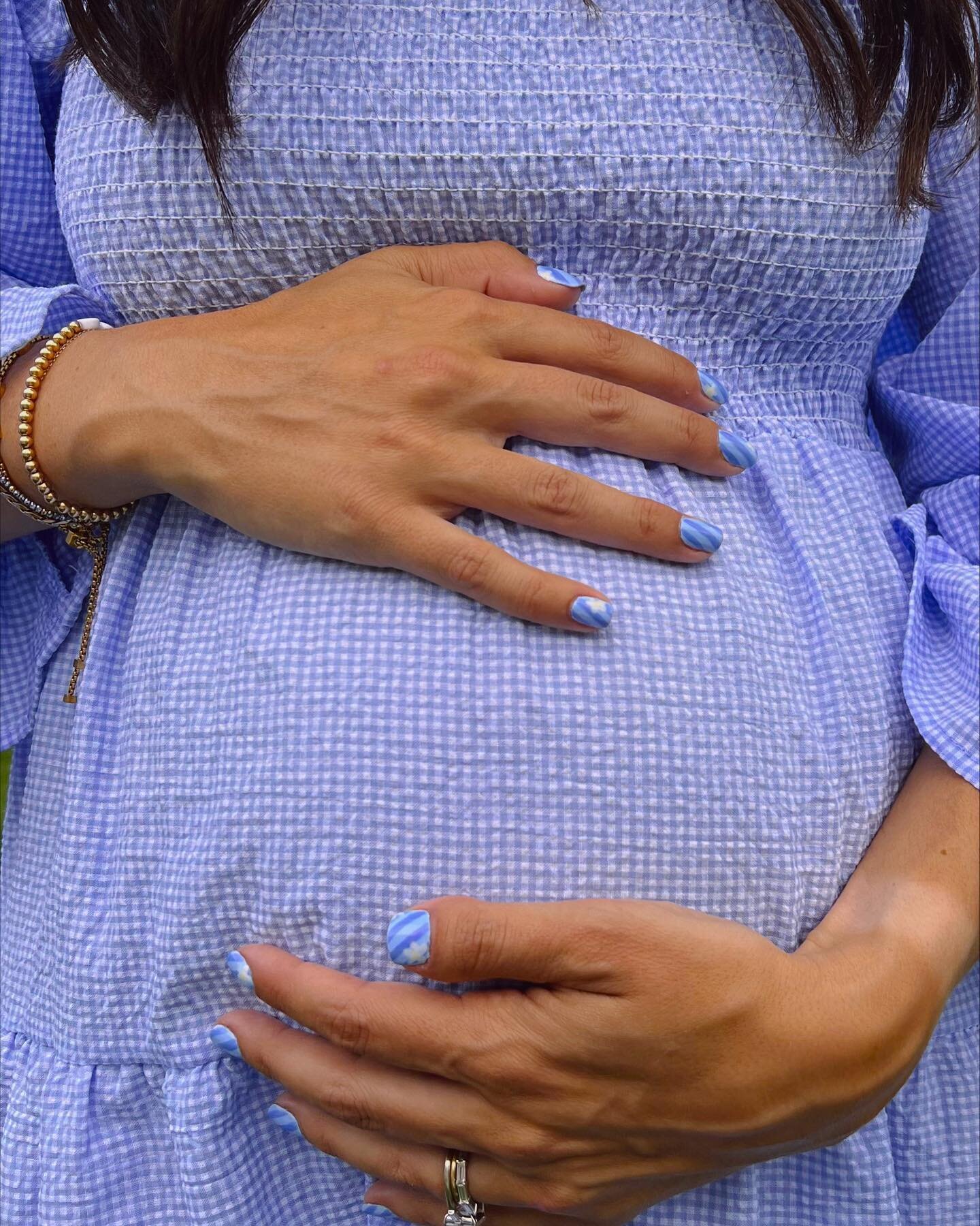 still can&rsquo;t believe I have a teeny weeny growing inside me! this little guy is so wiggly. the ultrasound tech was laughing because he literally wouldn&rsquo;t stay still. a forecast of what&rsquo;s to come? 

Luca has zero clue what a baby brot