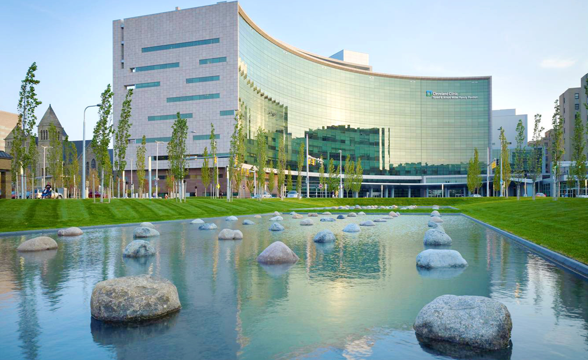 Cleveland Clinic Heart Center_Slideshow_02.png