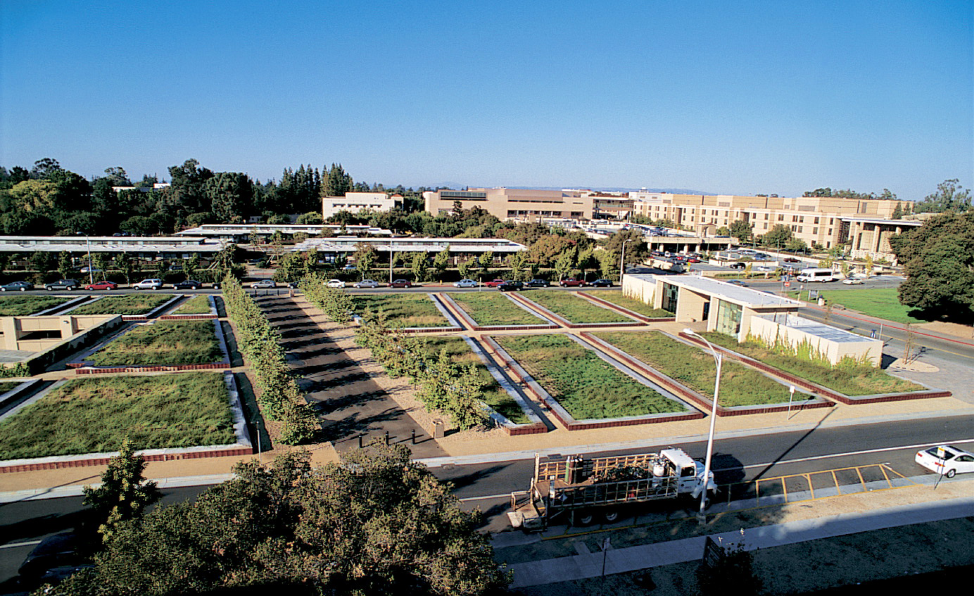 Stanford University GSB Schwab Residential Center_Slideshow_2.png