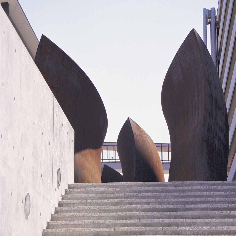  Novartis Headquarters, Sculpture Plaza&lt;b&gt;Basel, Switzerland&lt;/b&gt;