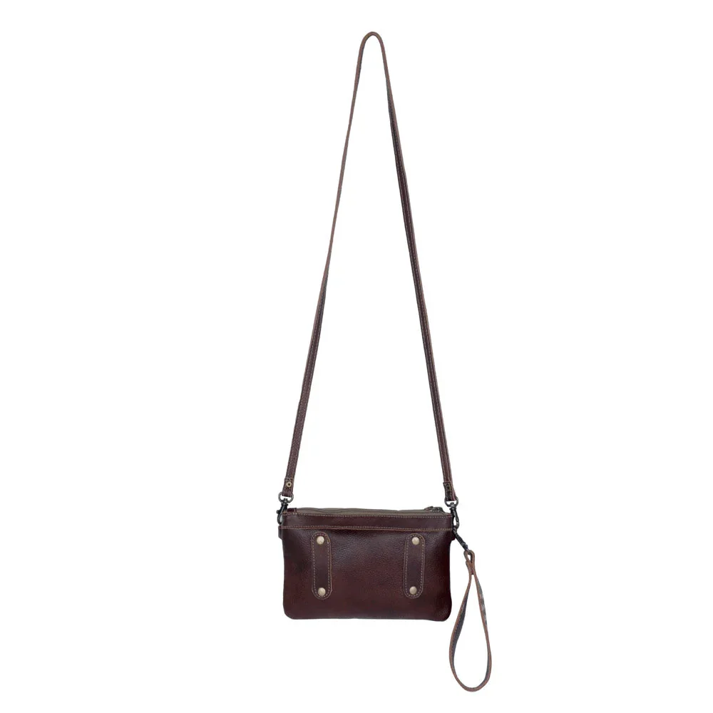 Streaks Delight Belt Bag 4.webp