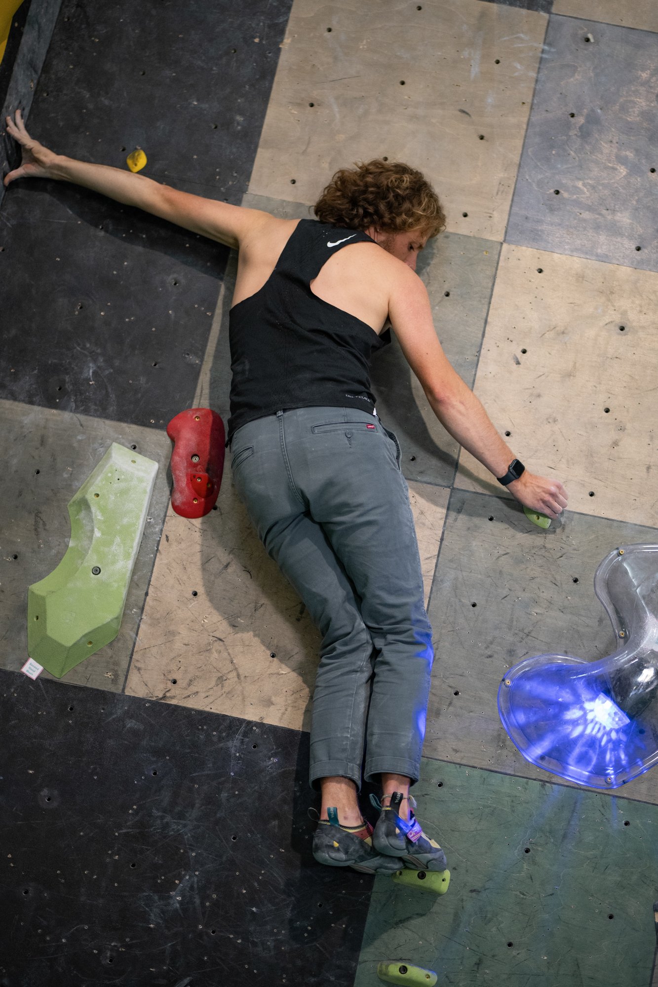 WarehouseComp25_JS_041.jpg