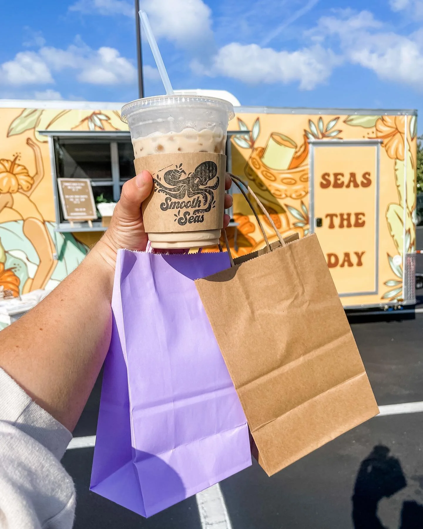 Mother’s Day Market in full swing at @purebarremurrellsinlet 🌸