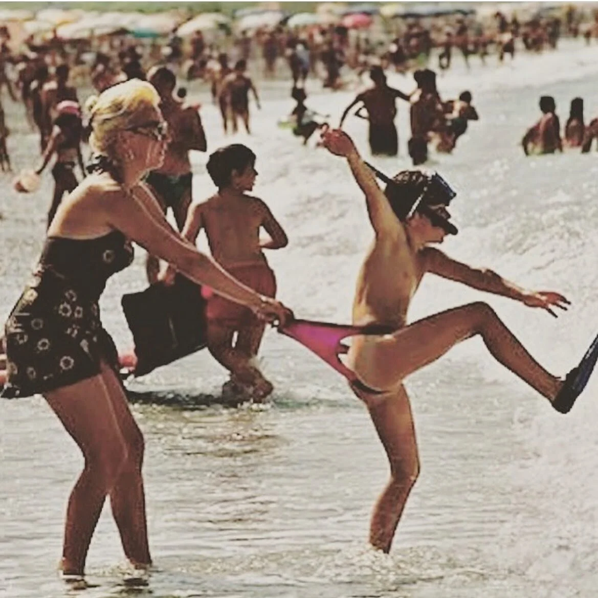 Happy Mother’s Day Momma’s! 15% off for all the Moms today ❤️ Come see us at @villagesurfshop … we are here until 4:00 today!