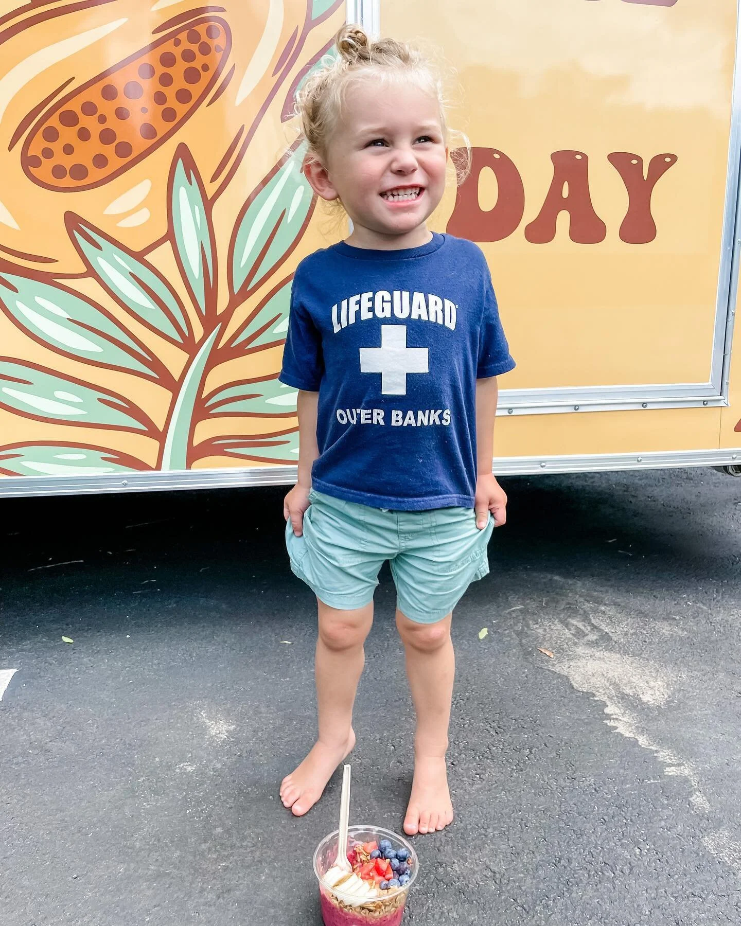 keeping these groms fed out here at @villagesurfshop 🫶