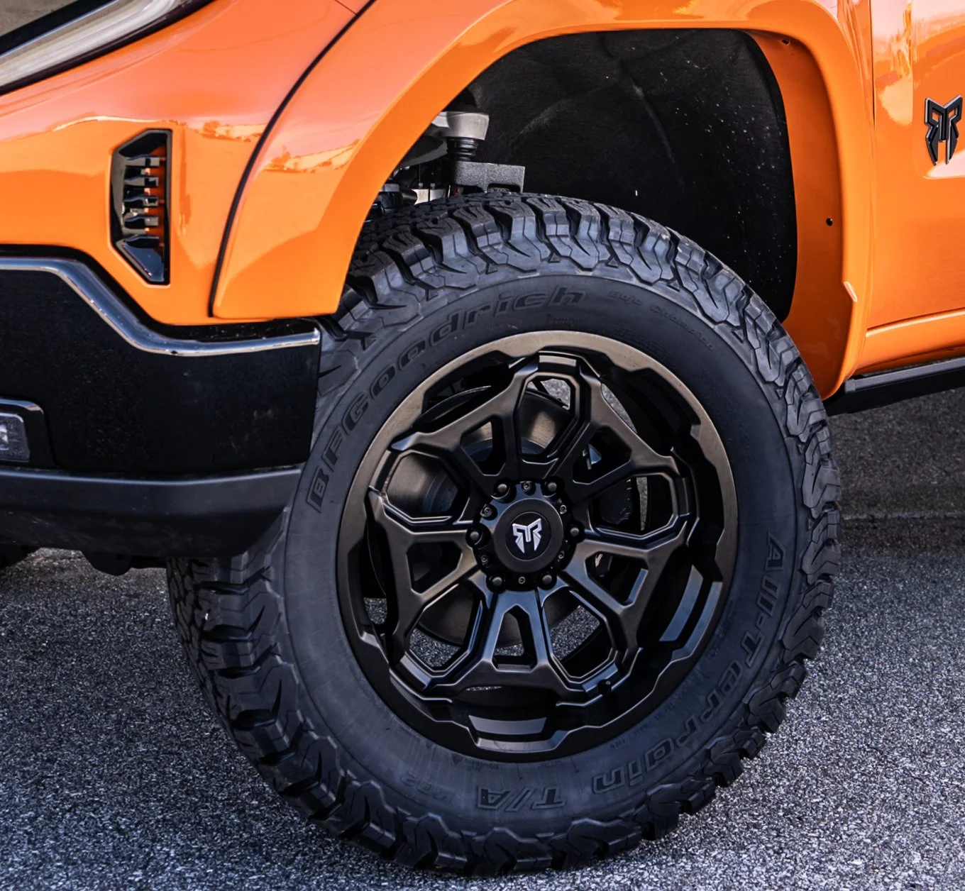 Exclusive Rocky Ridge Wheels.jpg
