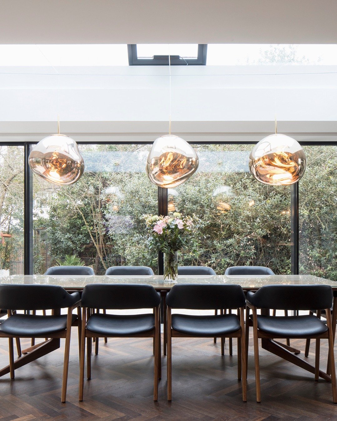 Let us brighten up your space with the perfect hanging pendant lighting 🔆

Our skilled electricians work closely with interior designers and architects to ensure that each lighting installation not only enhances the aesthetics of your room but also 