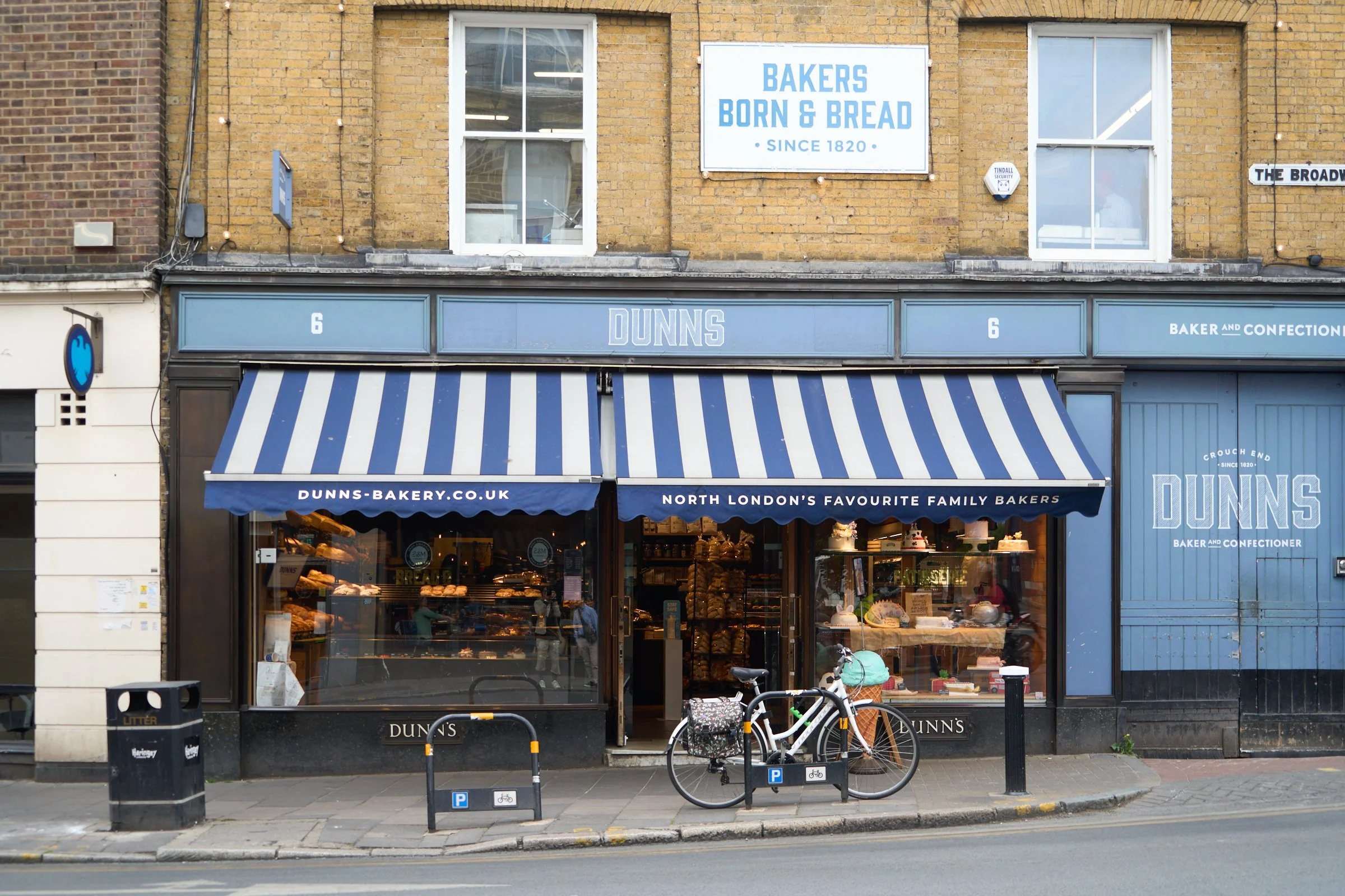 Dunn's Bakery3451.jpg