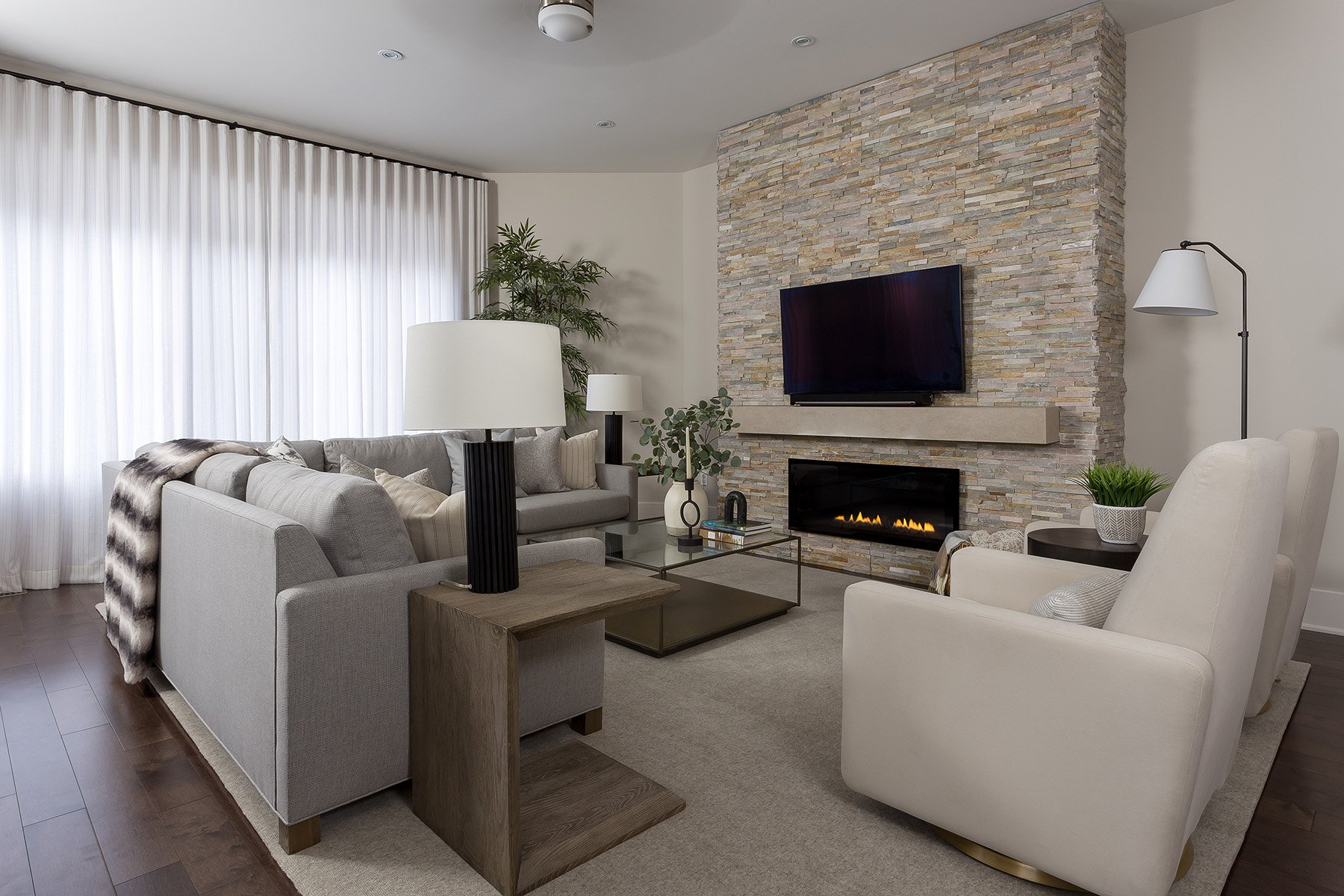 Yassein-Interiors-Relaxed-Neutral_9666.jpg