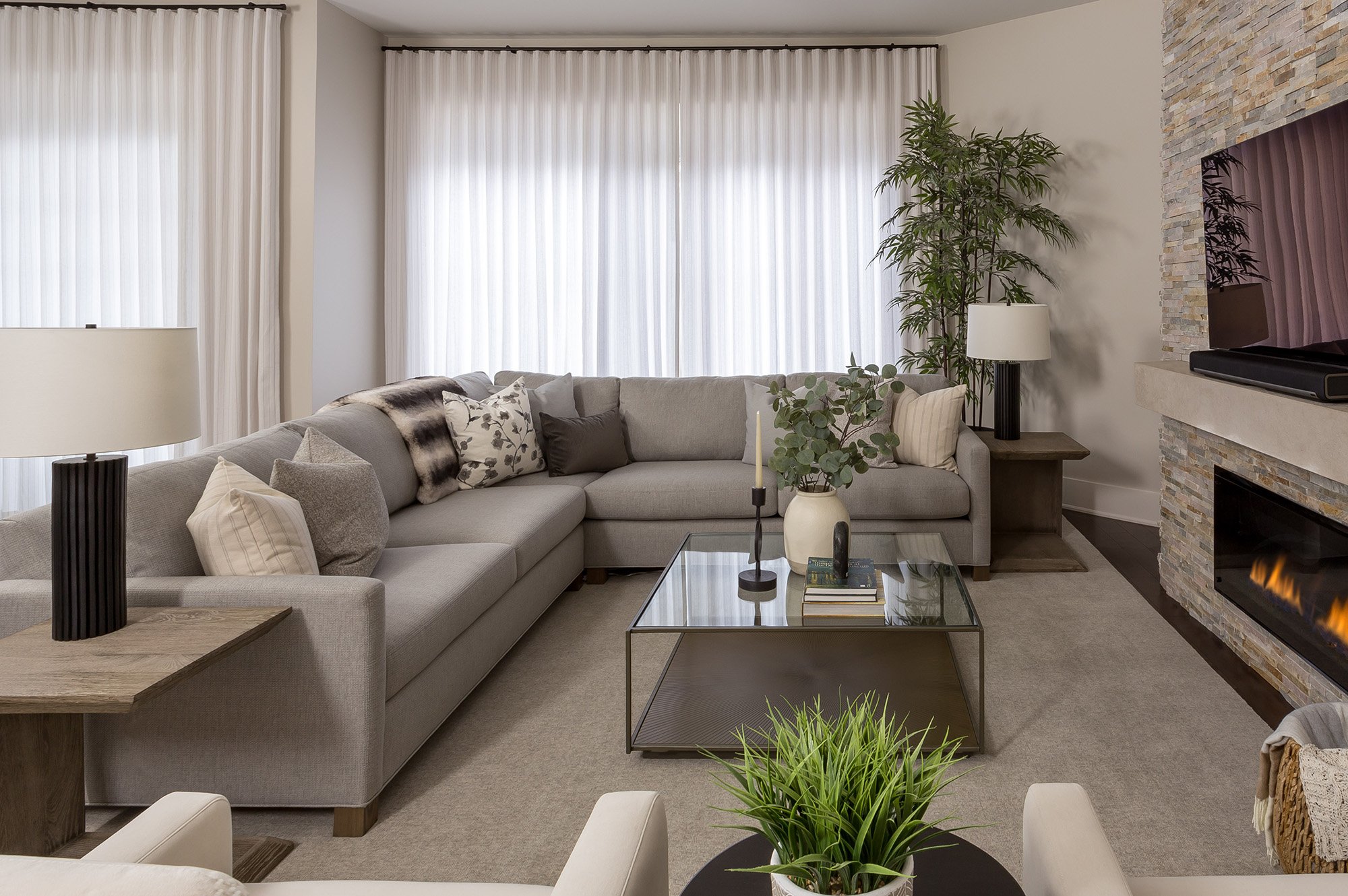 No Renovation - Décor Only Case Study: Relaxed Neutral