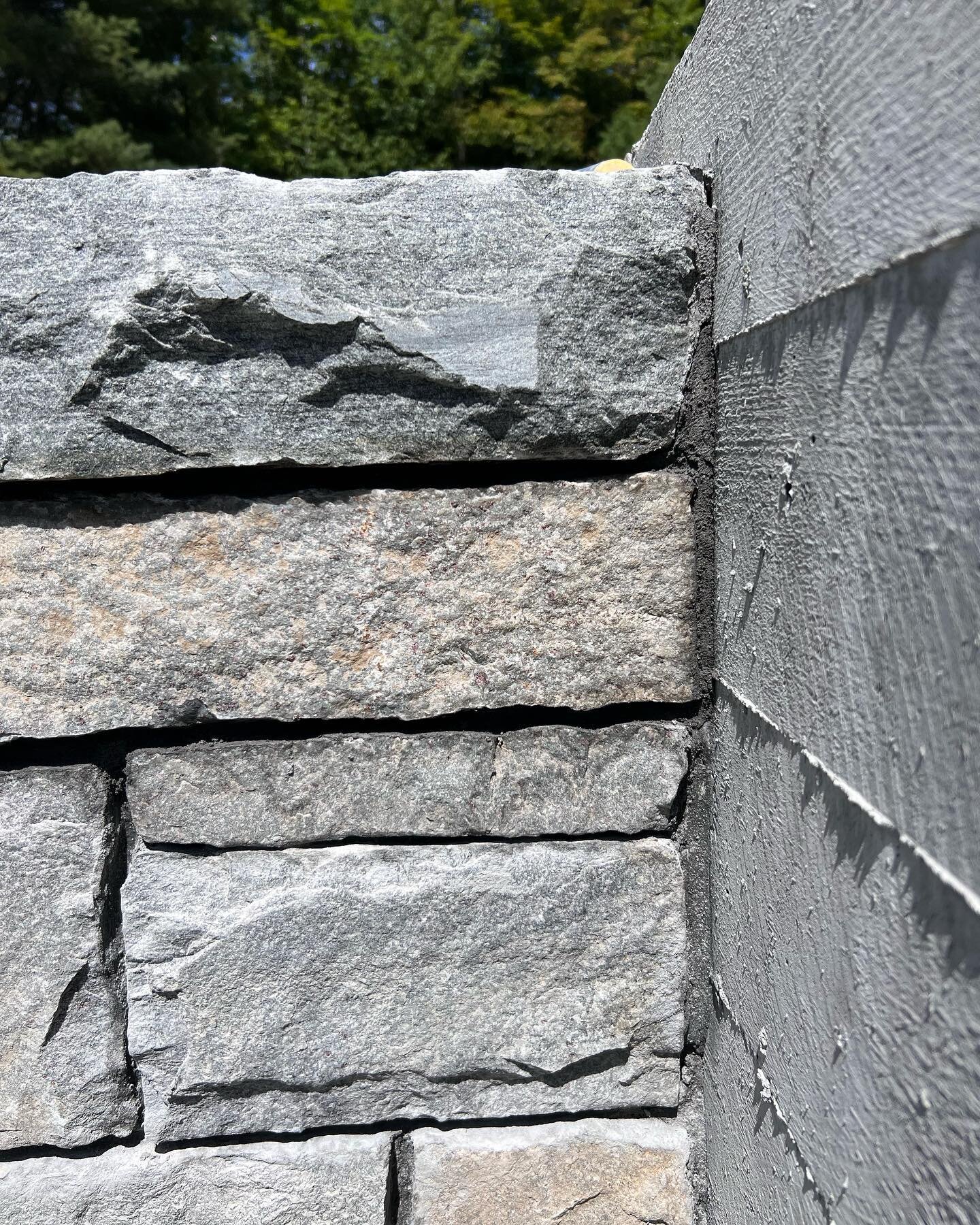 Materials coming together on the #sanbornroadgarden Stone + Concrete #siteformstudio #landscapearchitecture #stowevermont #landscapedesign #residentiallandscapearchitecture #hardscape #residentiallandscape #vermonthomedesign