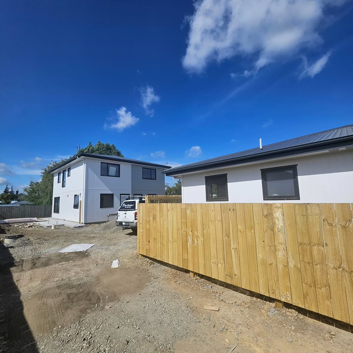 Getting these Kainga Ora houses over the line before Christmas. Pleasure to work alongside Isles Construction on these new builds in Marton 💯🙏