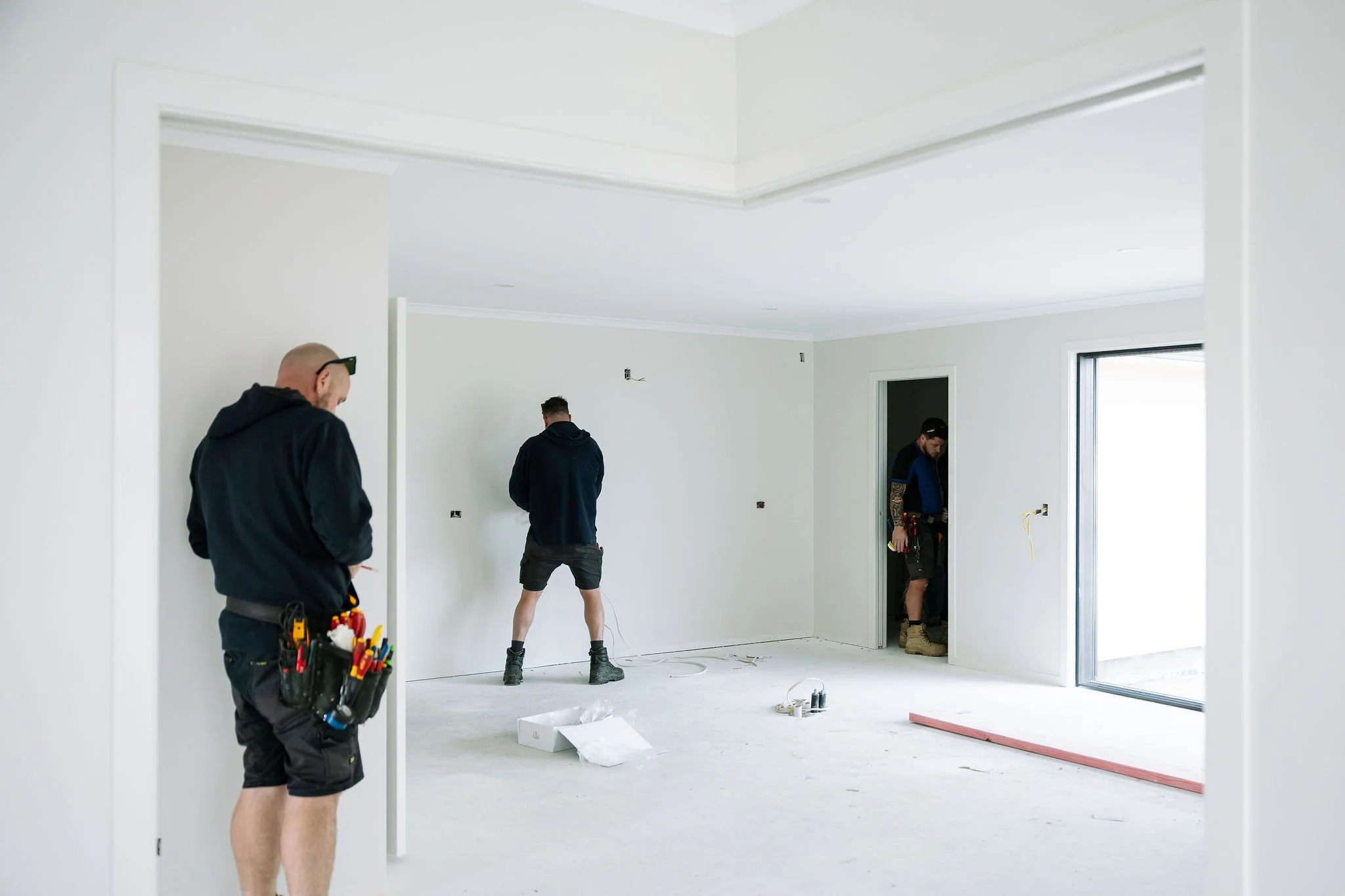 Linc Electrical electricians fitting off a new build home in Palmerston North