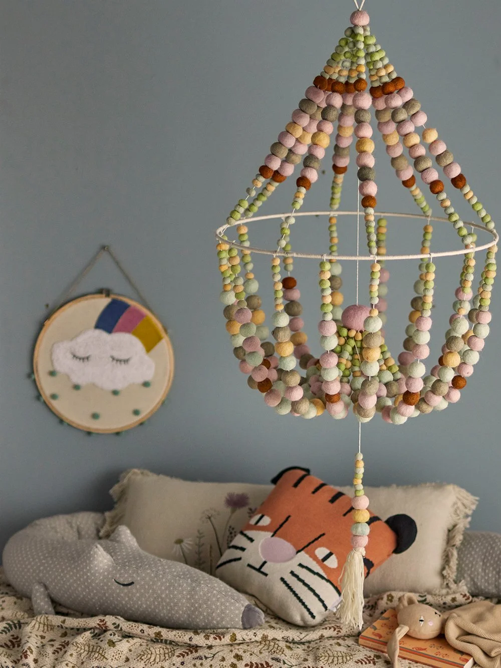 Idrees Mobile - Rose, Wool