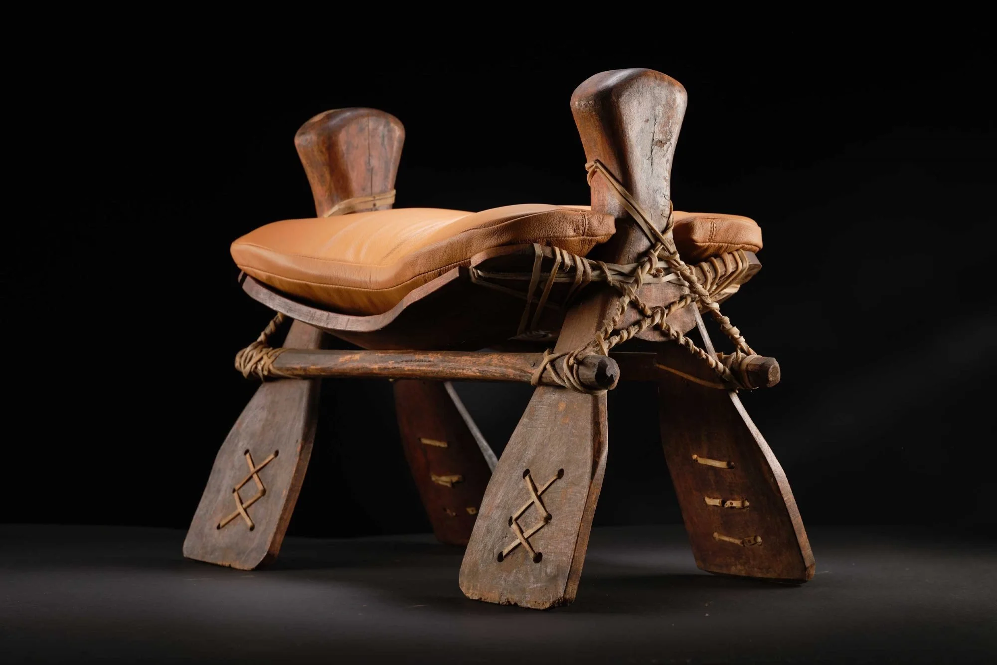 Camel Saddle Stool