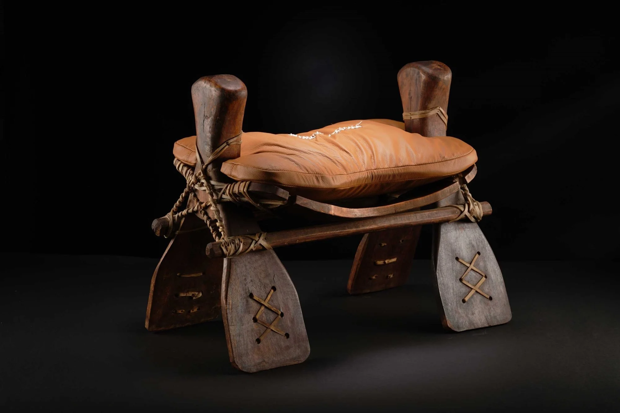 Camel Saddle Stool