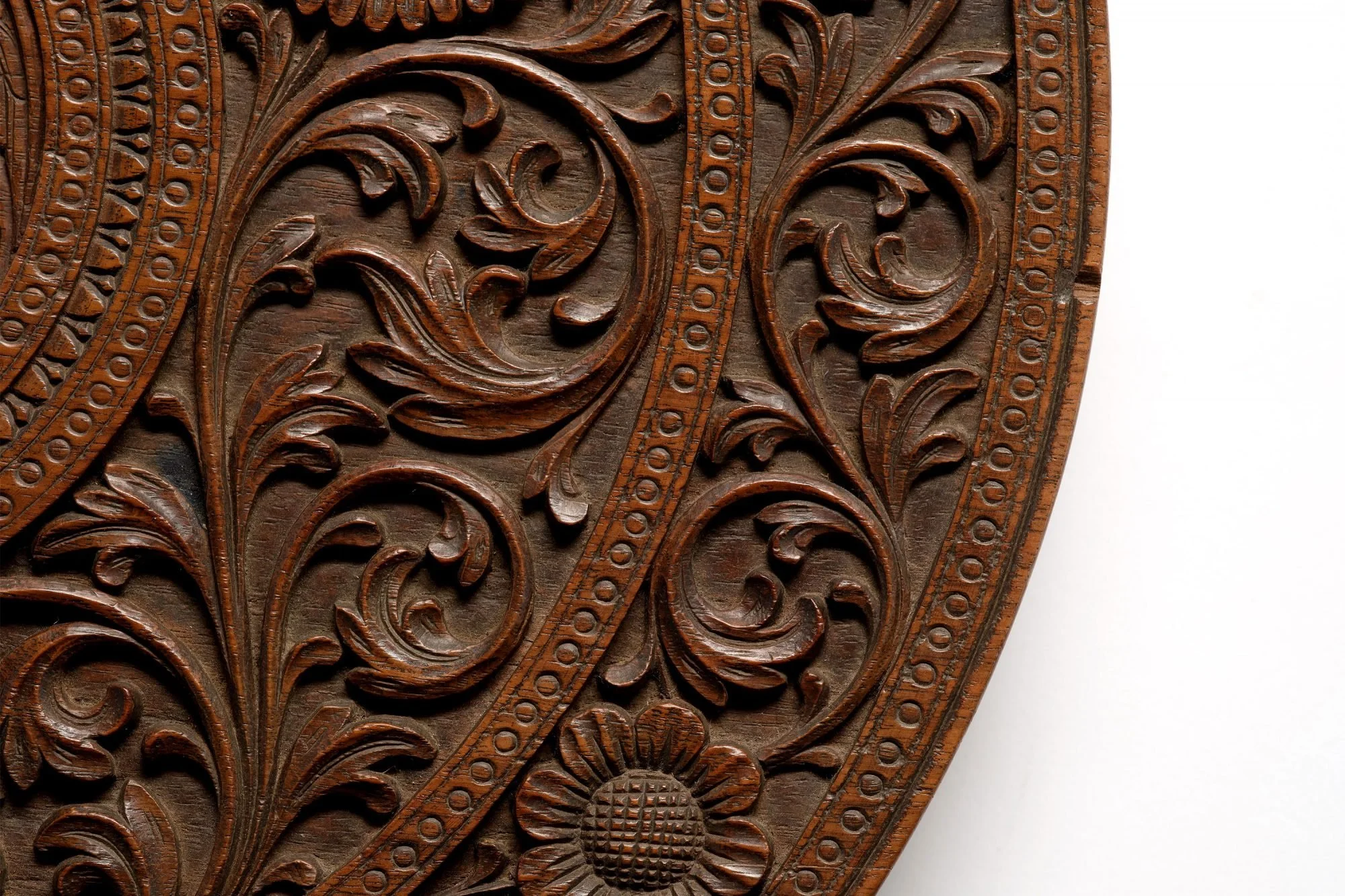 Gandharva Figure Teapoy