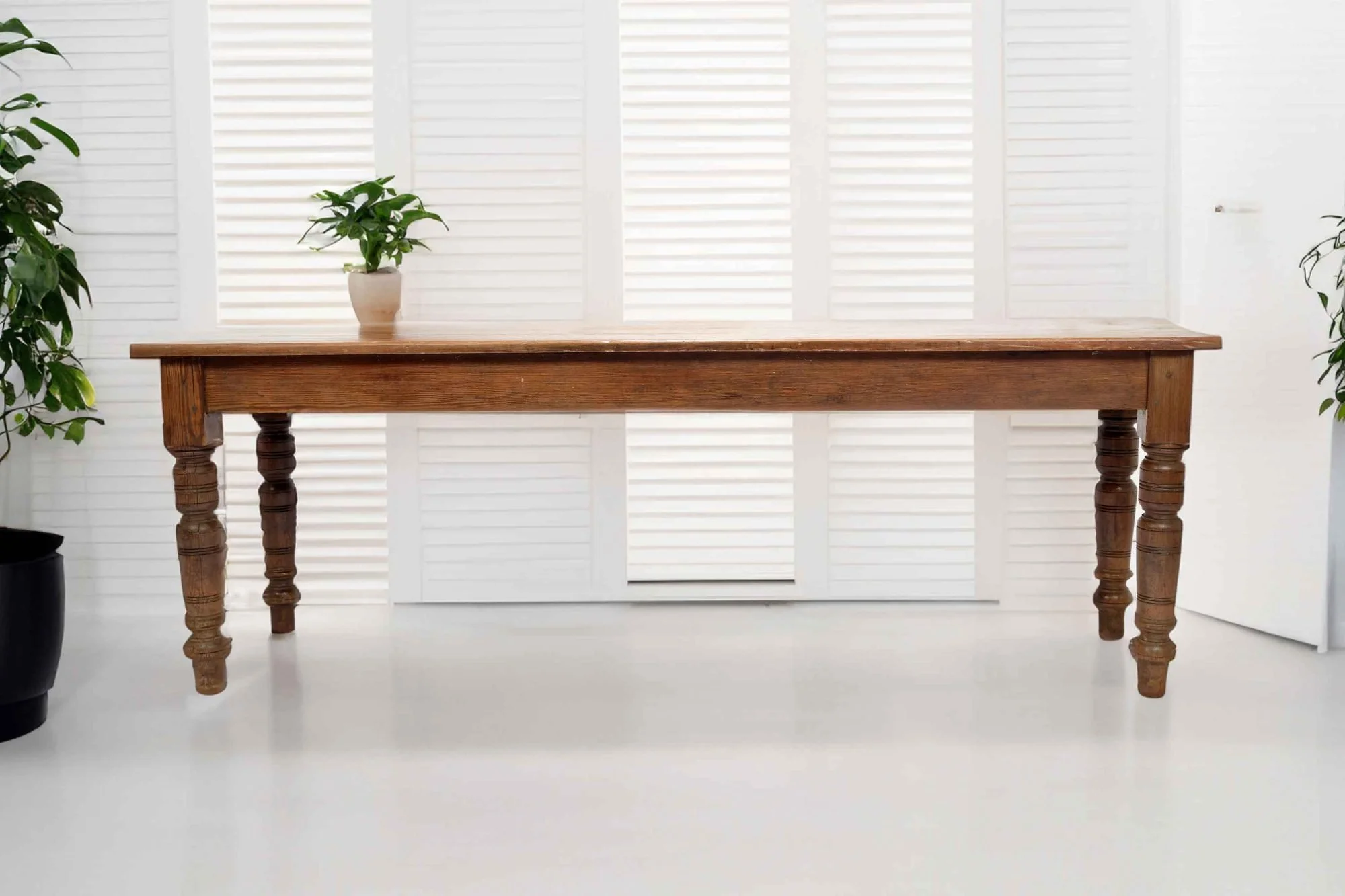 Fully Restored Unusually Long Victorian Pine ‘Bayley & Sons Of Poole’ Refectory Table, England Circa 1900.