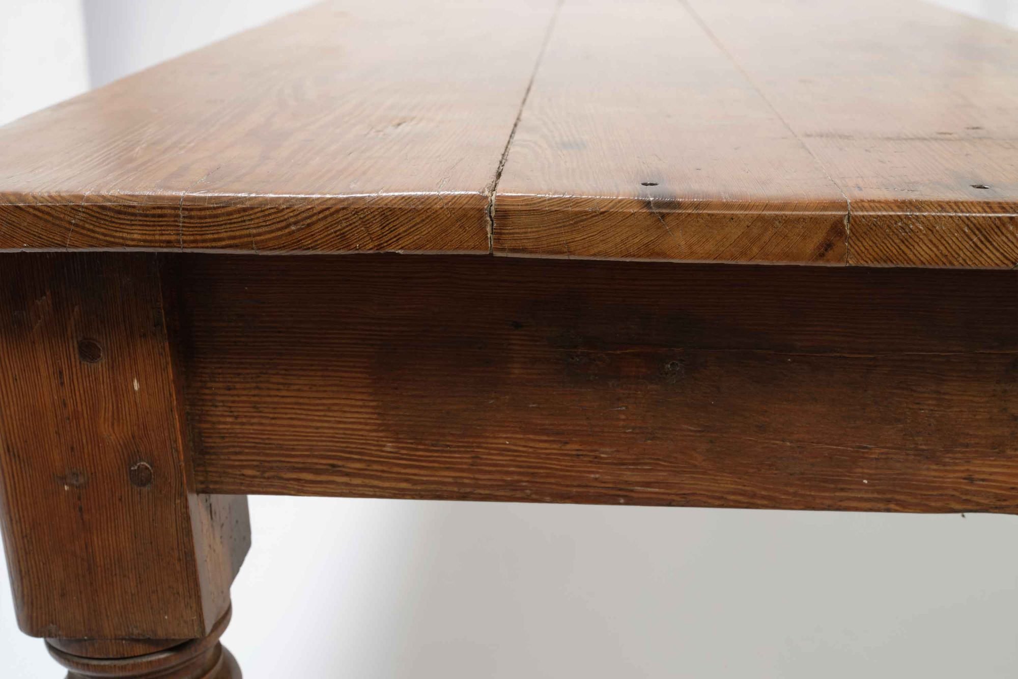 Fully Restored Unusually Long Victorian Pine ‘Bayley & Sons Of Poole’ Refectory Table, England Circa 1900.