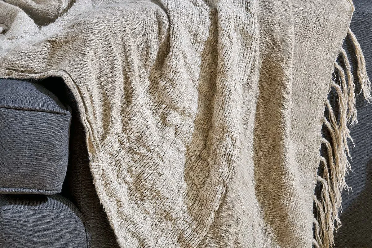 RECYCLED LINEN THROW NATURAL
