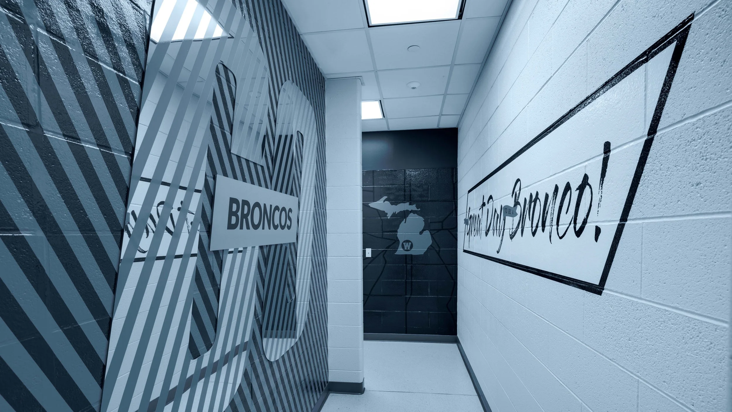 Western Michigan Broncos Women’s XCTF Locker Room - monotone