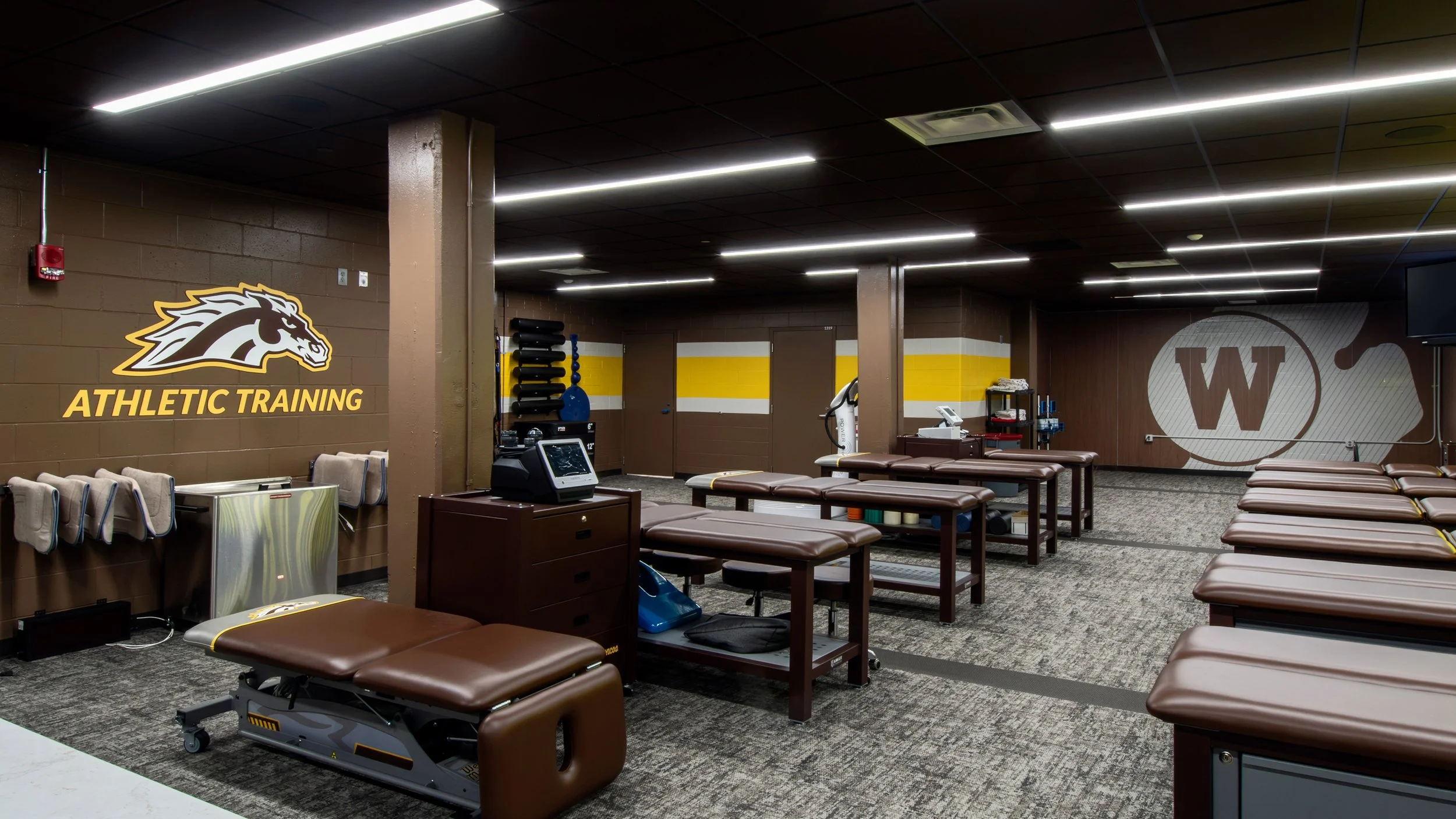 WMU_Football_AthleticTraining_Landscape_5.jpg