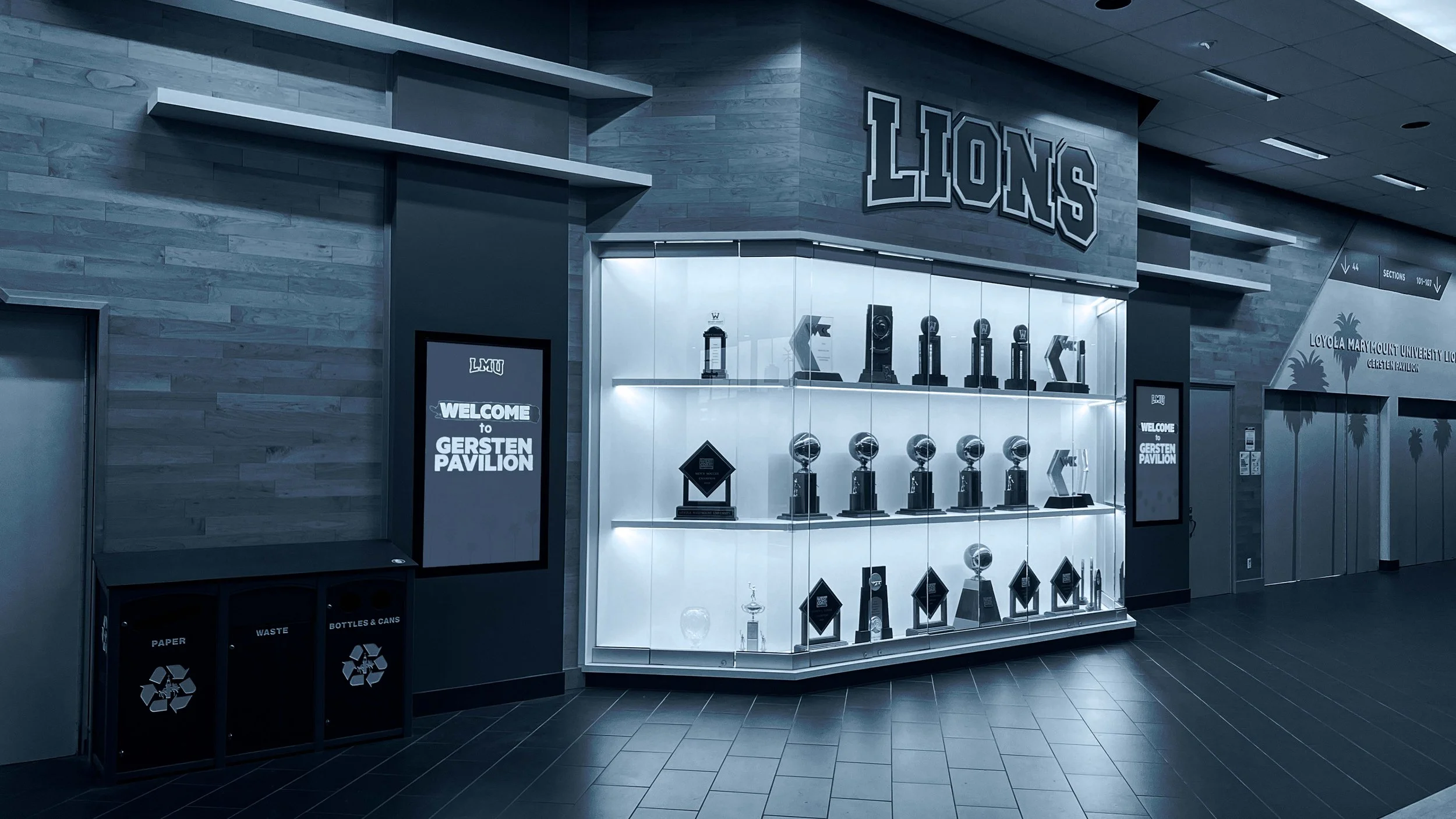 LMU Lions Gersten Pavilion - monotone