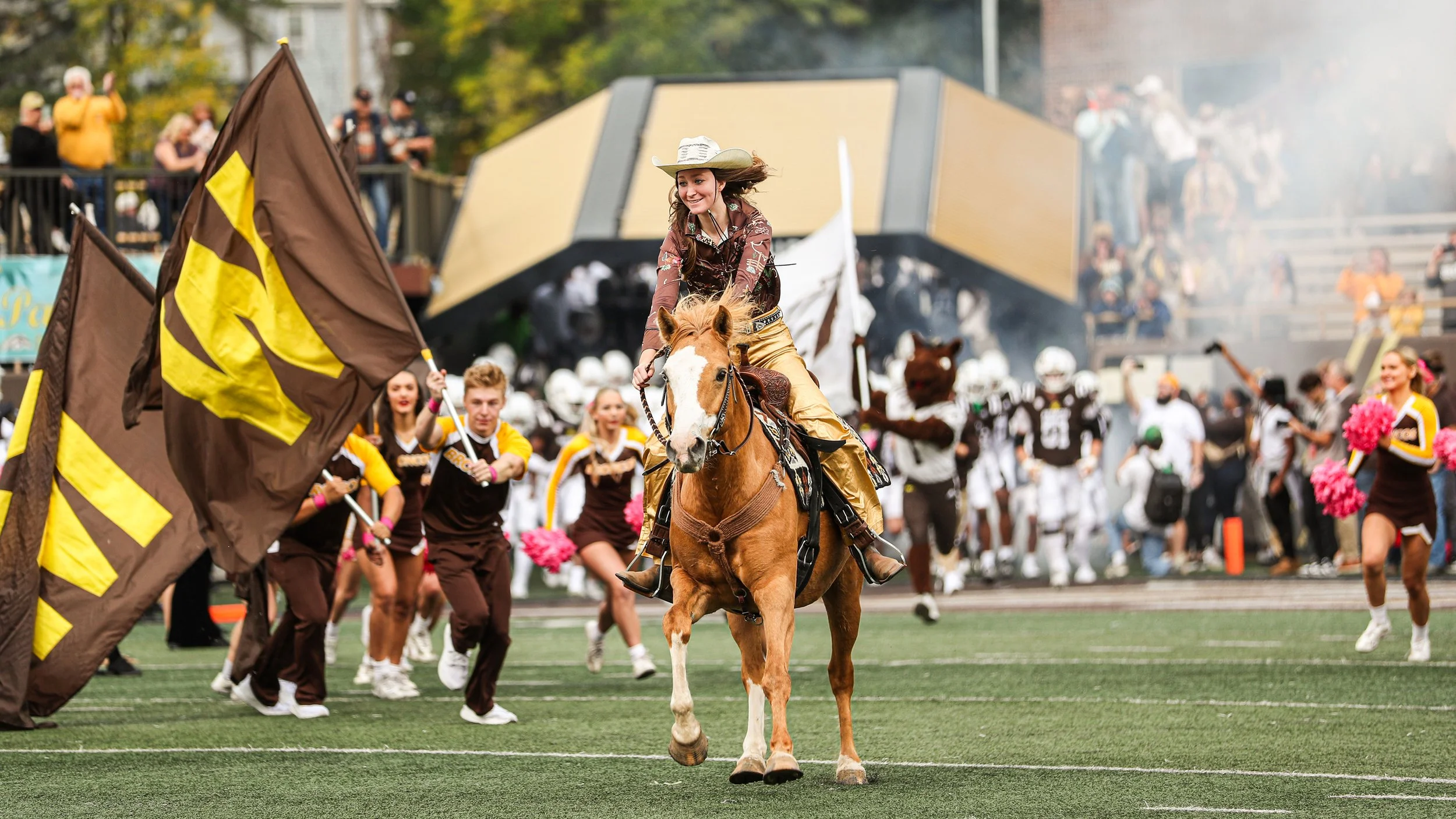WMU_WaldoStadium_Landscape_8@2x@2x.jpg
