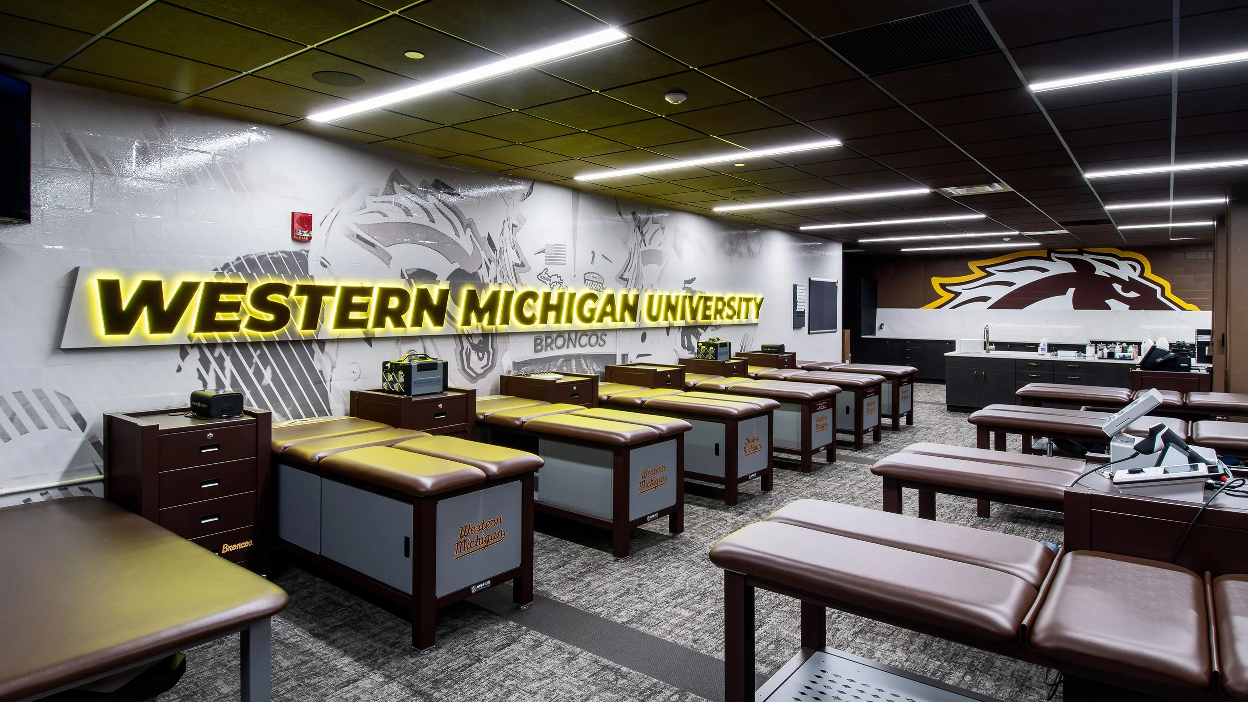 WMU_Football_AthleticTraining_Landscape_1.jpg