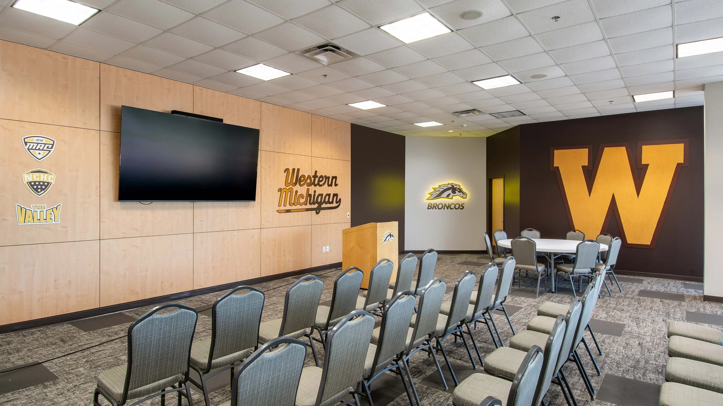 WMU_AlumniCenter_Landscape_5.jpg