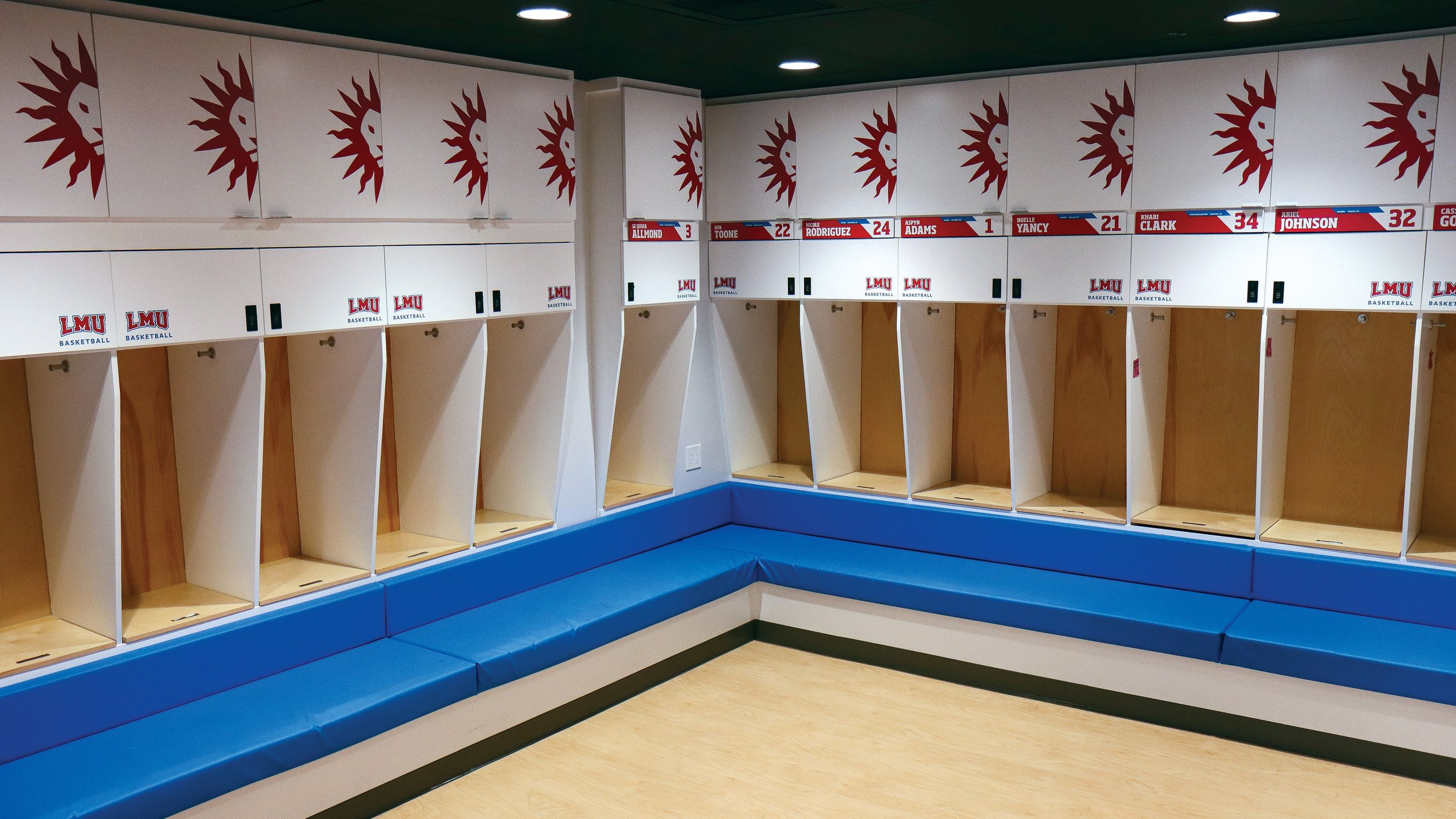 LMU_WBB_LockerRoom_Landscape_1c.jpg