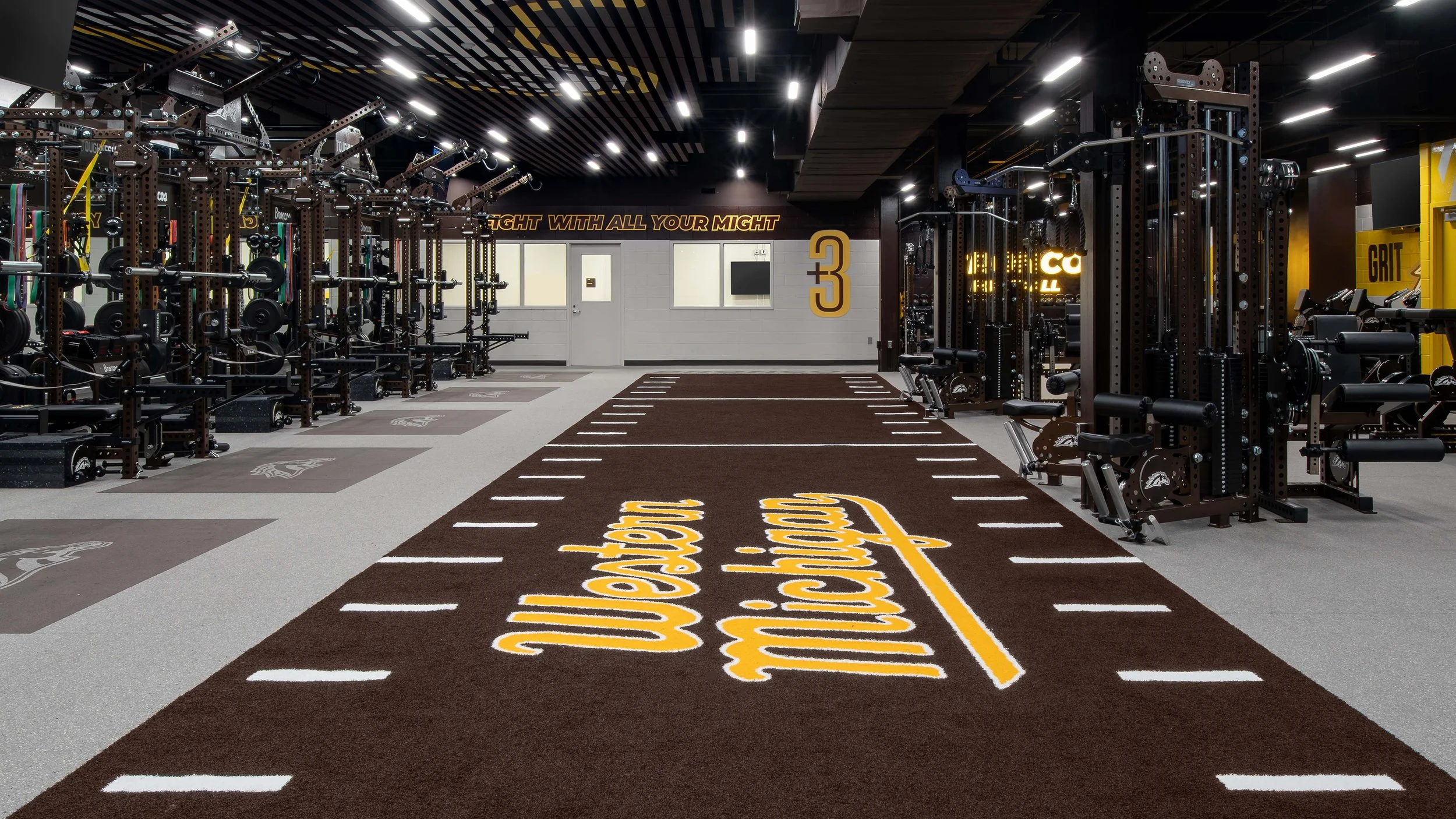 WMU_FBWeightRoom_Landscape_7@2x.jpg