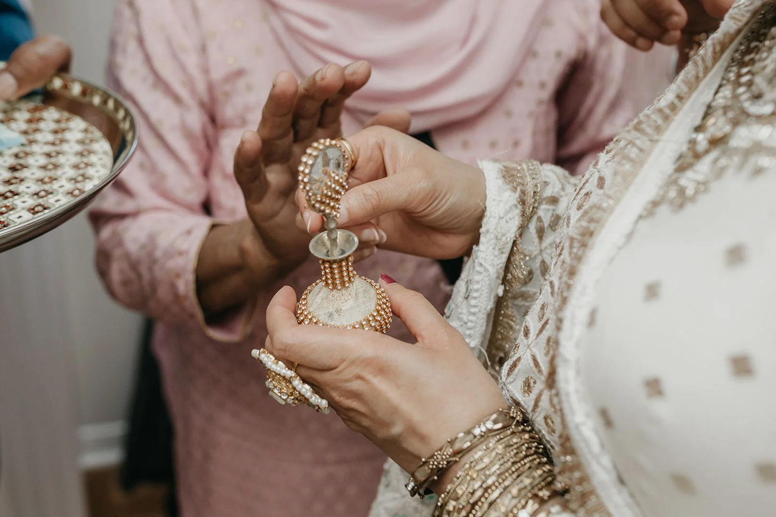 Mary + Shawn_Getting Ready-90.jpg