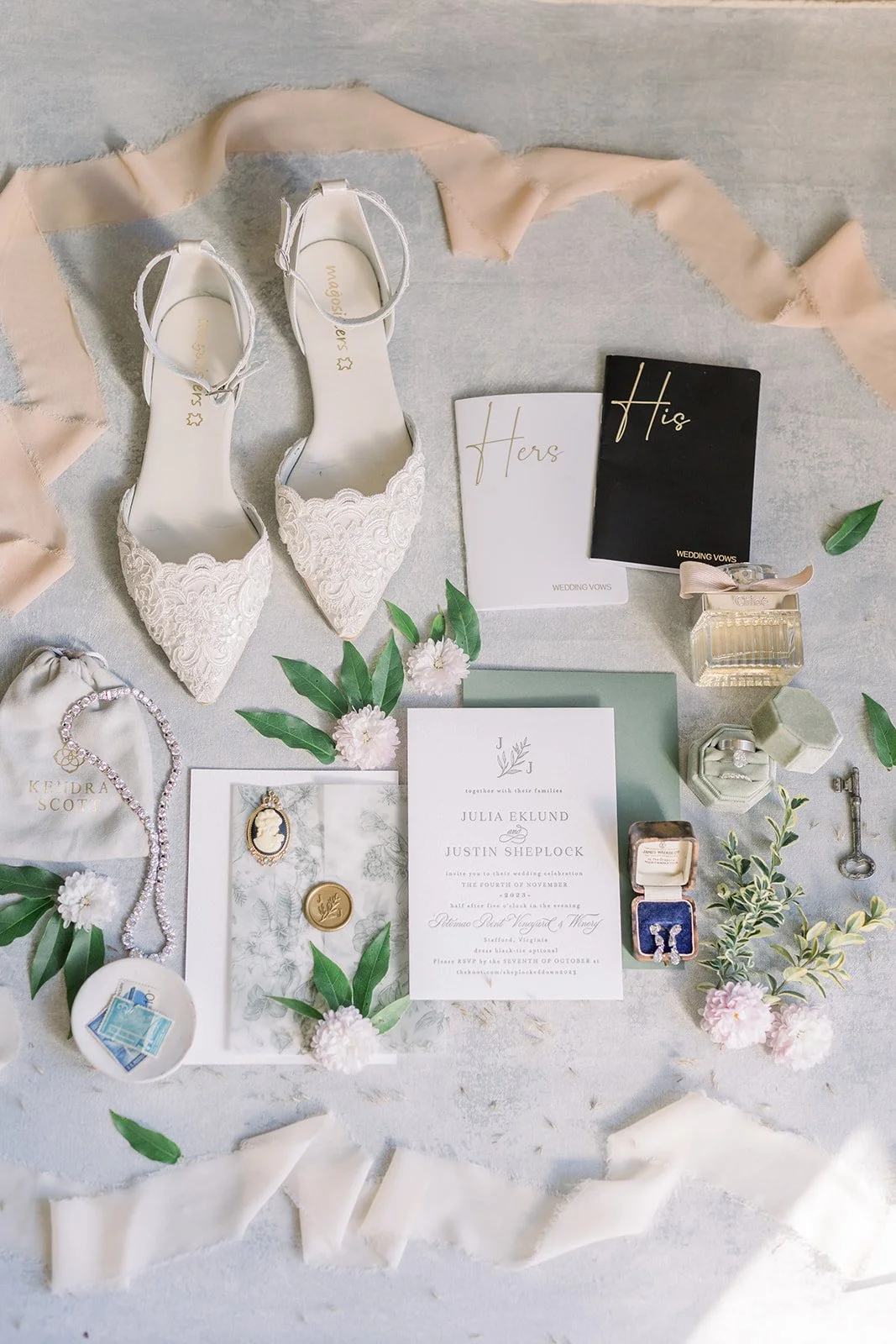 Julia & Justin_Getting Ready-14.jpg