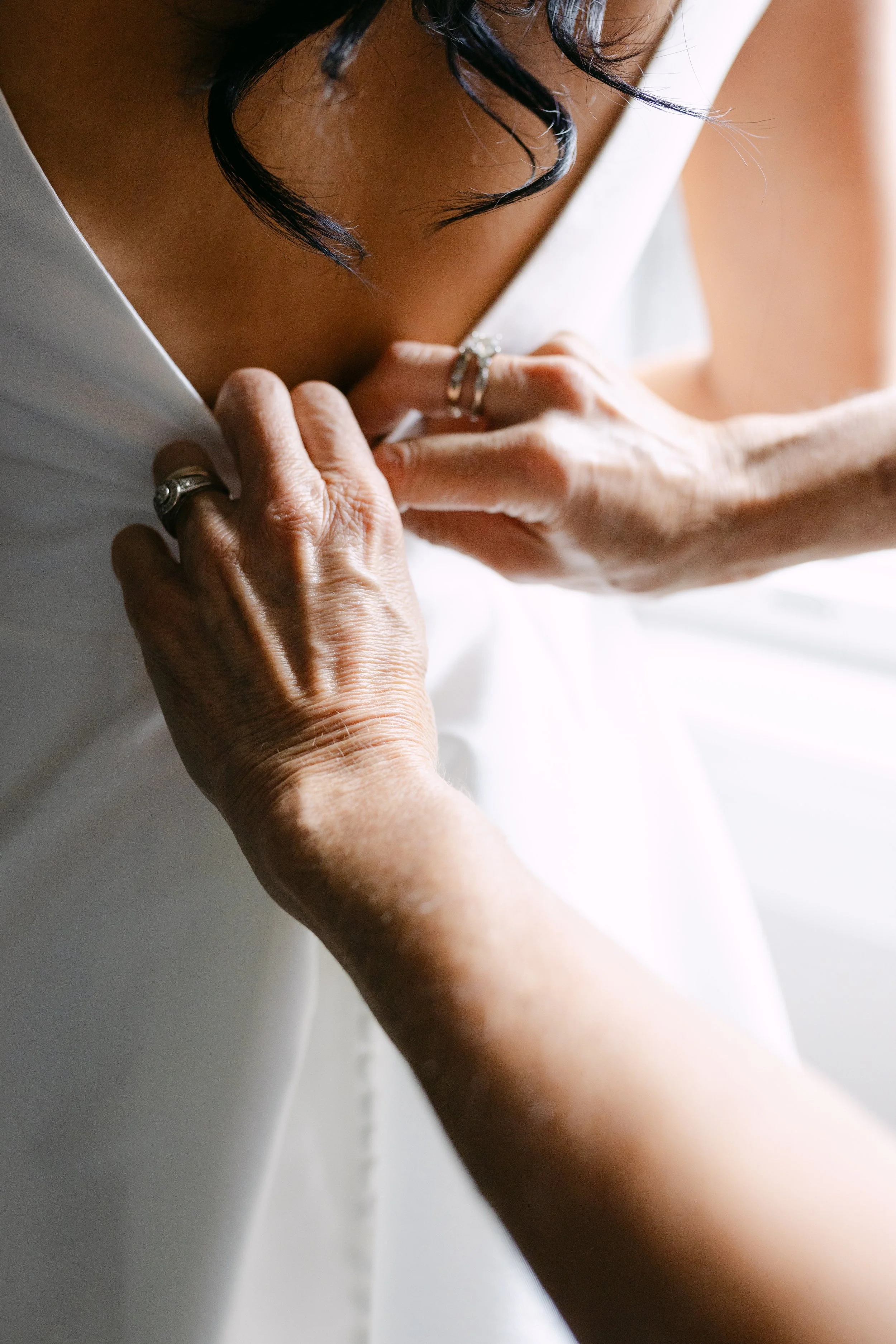 Dana&Ezequiel&Morning Prep-92.jpg