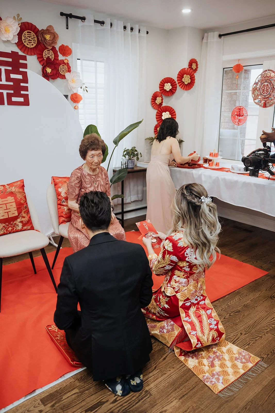 Annie&Trung-Morning Prep-106.jpg