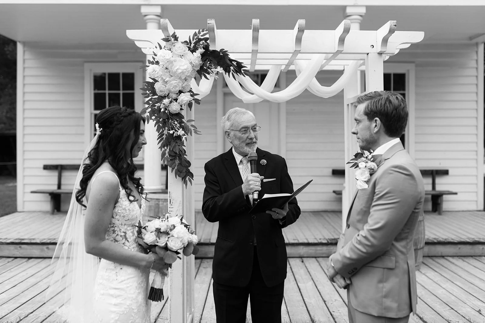 Samantha & Michael_Ceremony-134.jpg