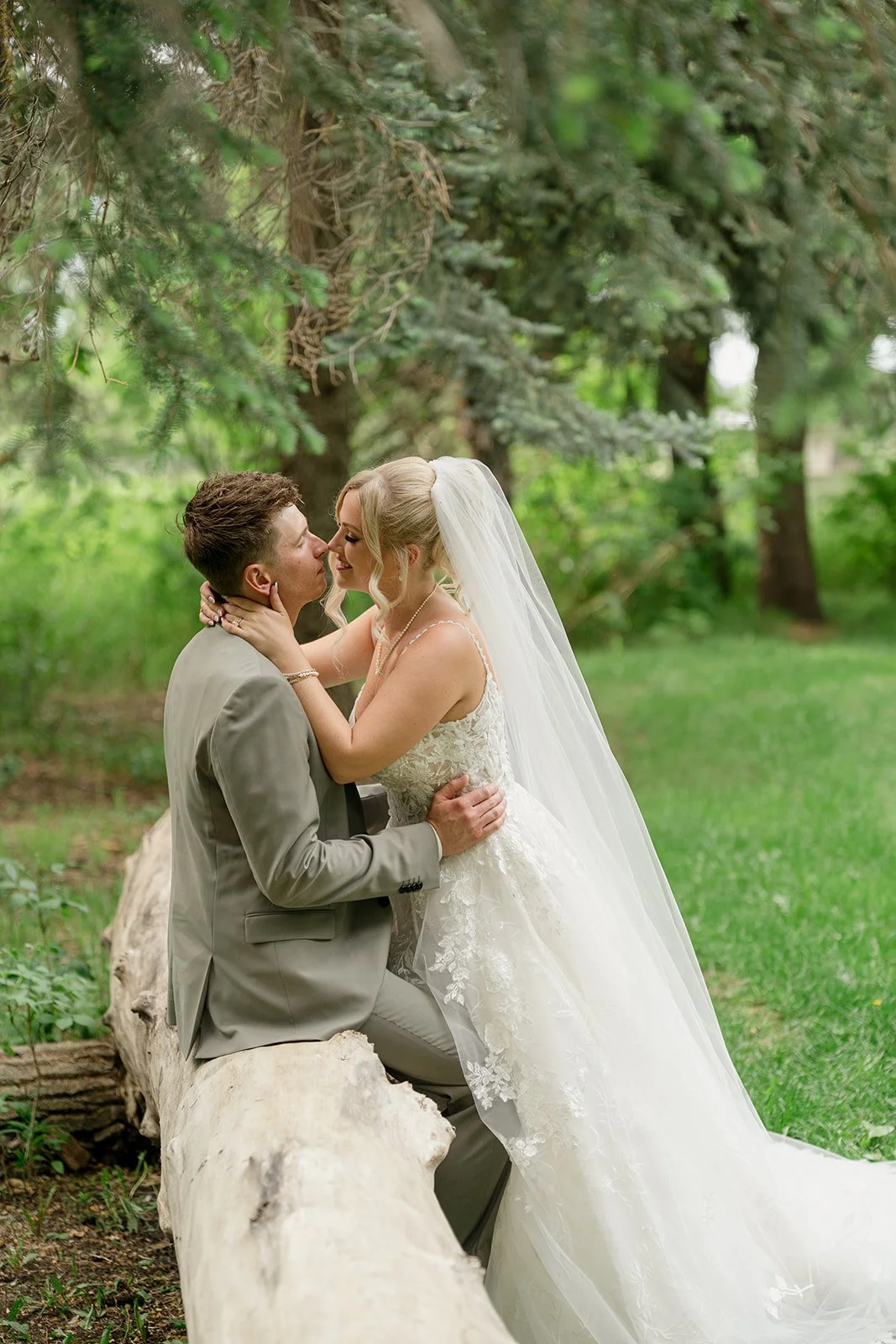Mary & Axel_Photoshoot-637.jpg