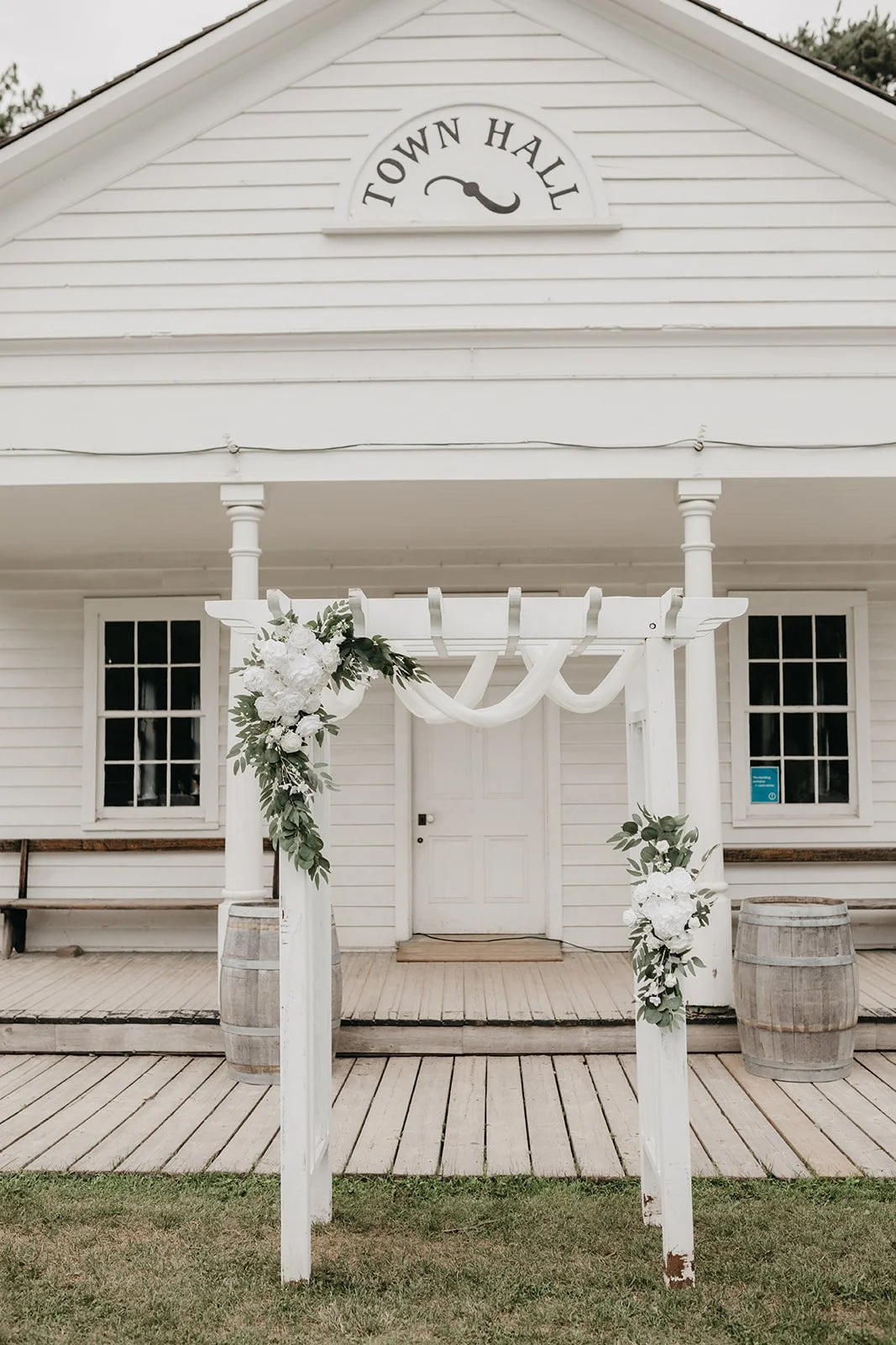 Samantha & Michael_Ceremony-6.jpg