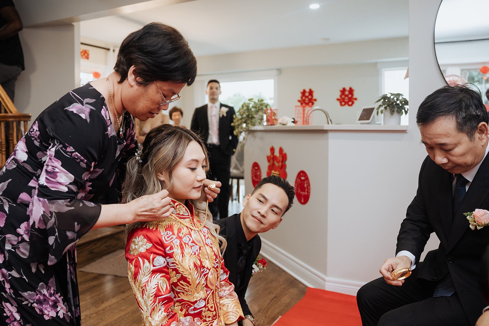 Annie&Trung-Morning Prep-138.jpg
