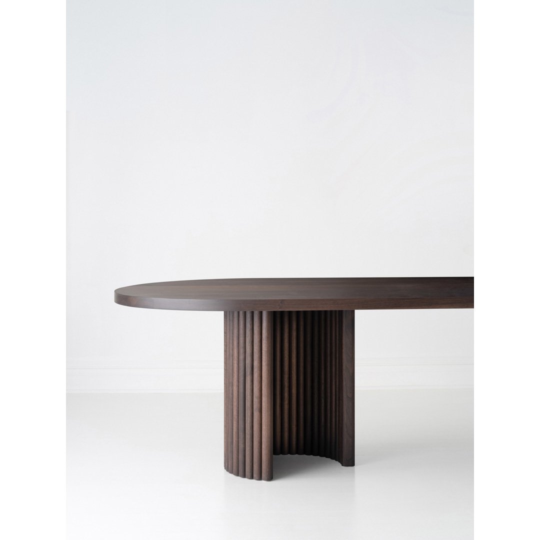 DiningTableEdge.jpg