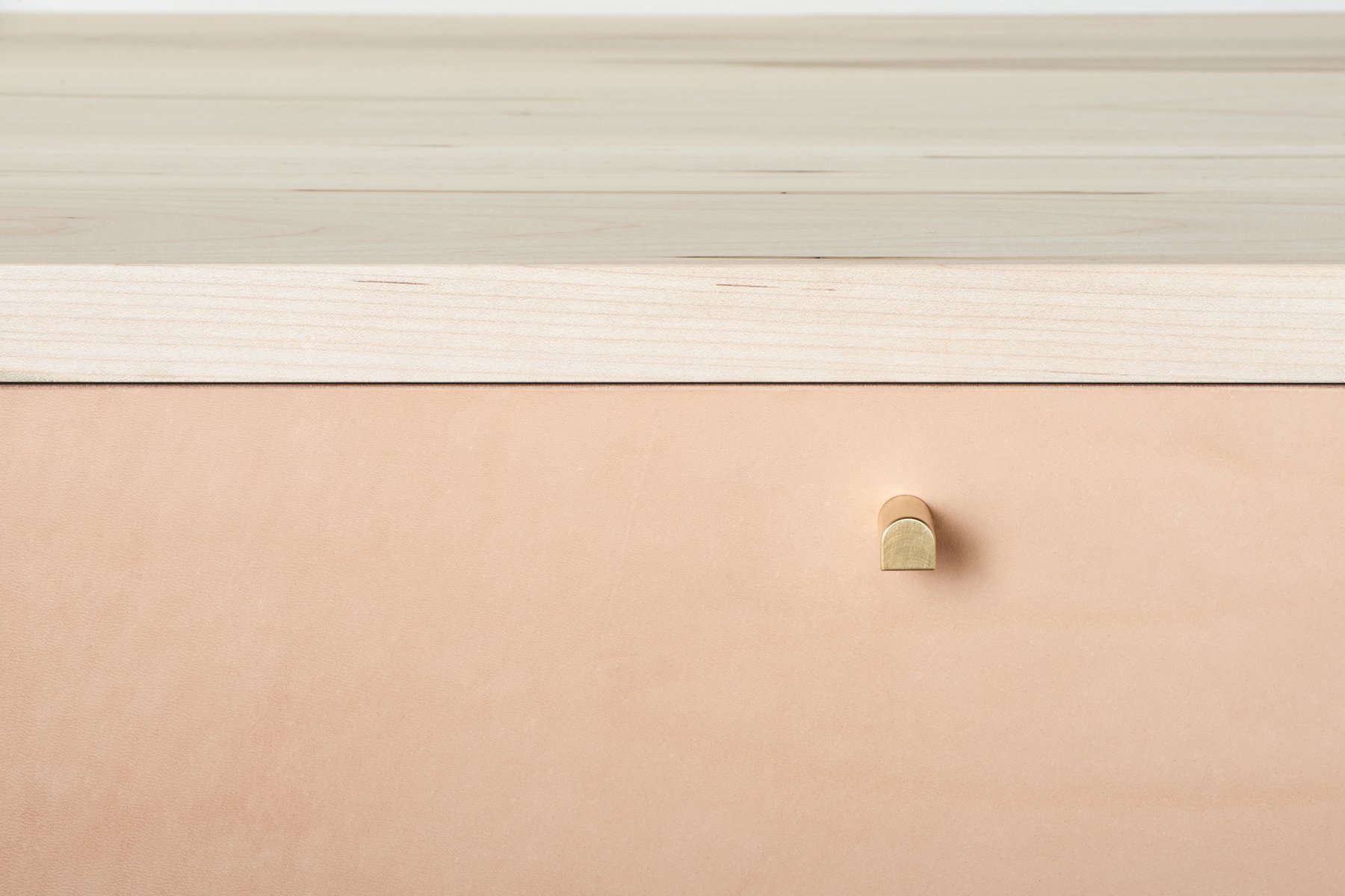 Ash_Sidetable_Detail3.jpg