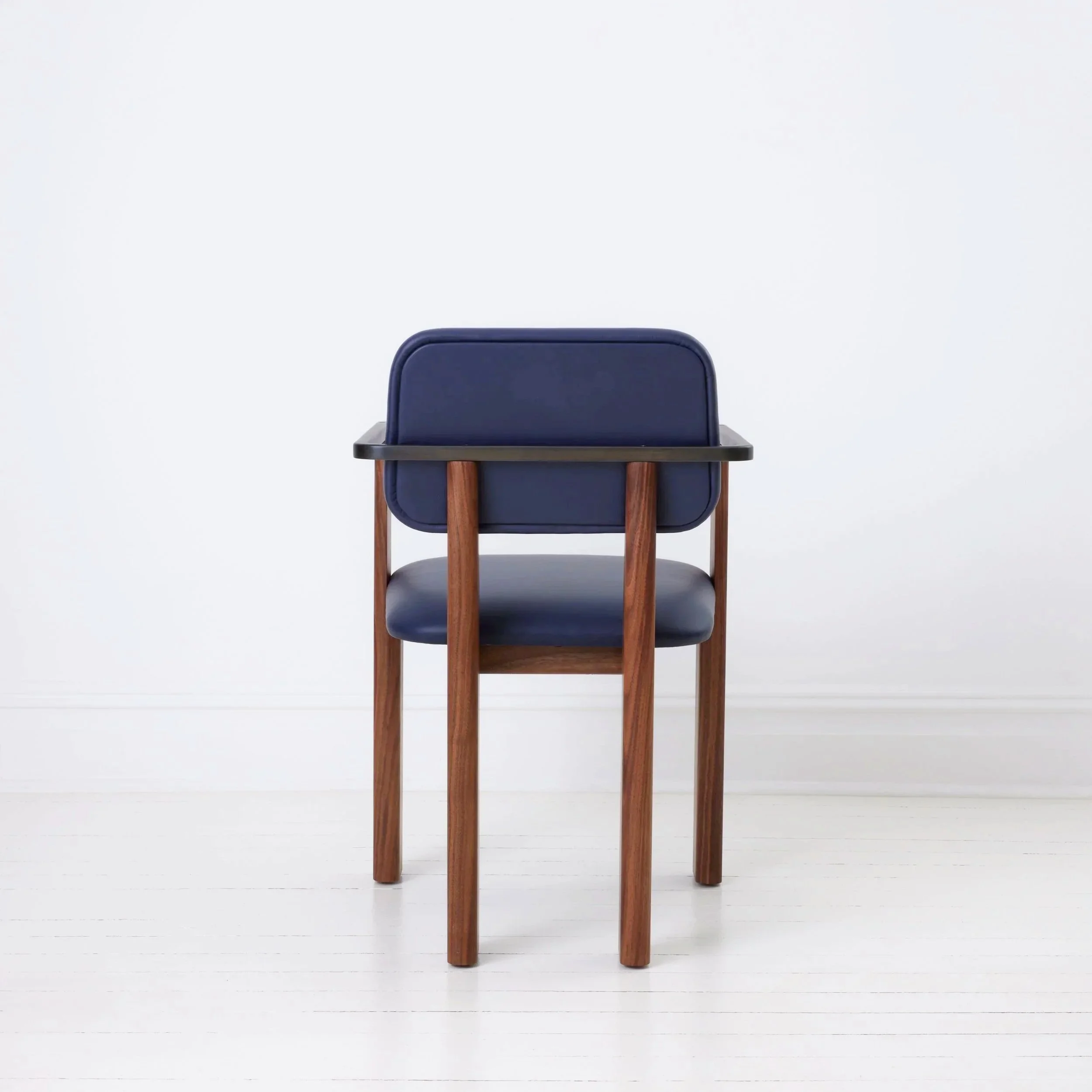 ARowley_OtrasFormas_Spring2026_4122_Unform_retAM.jpg
