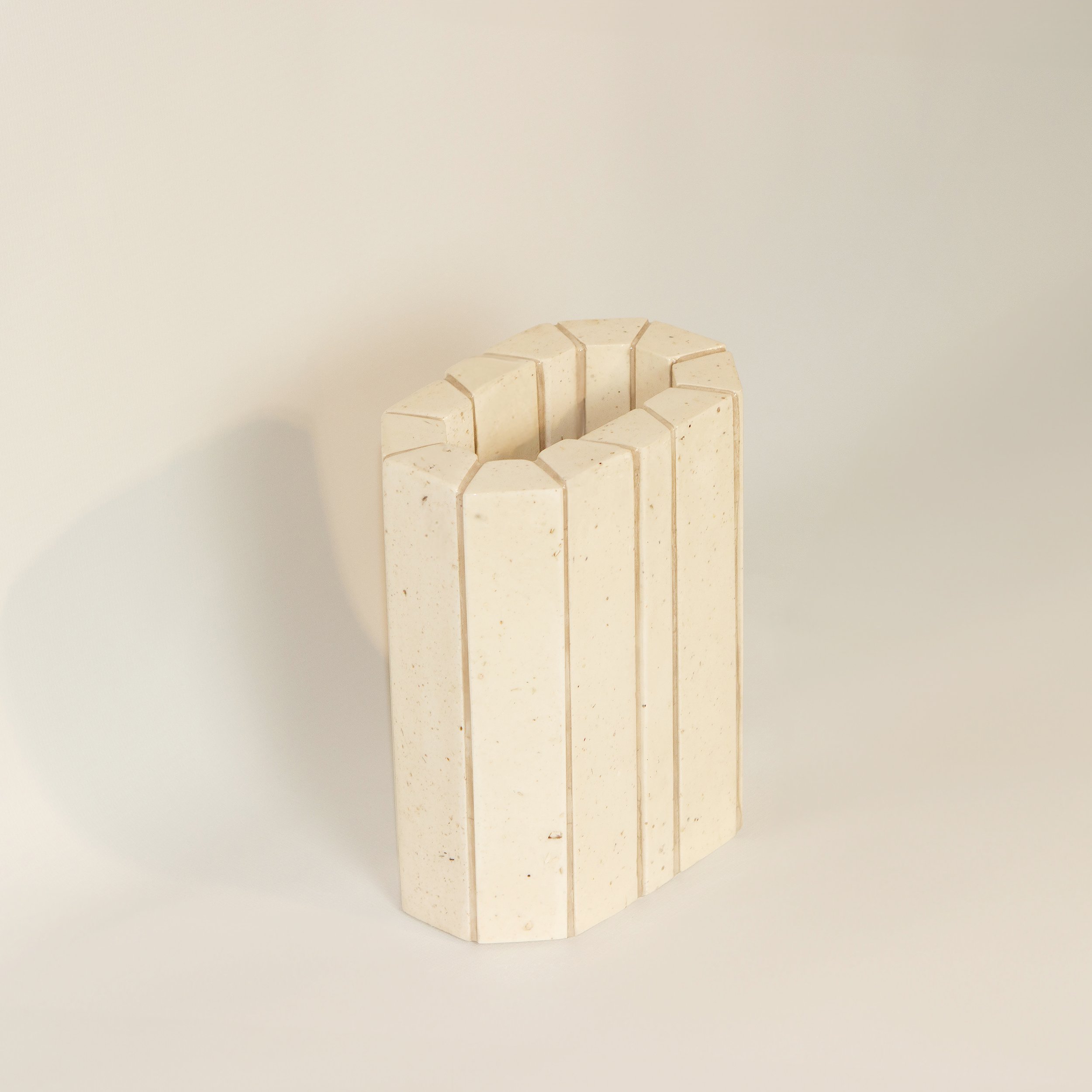 WKND Lab_HUI Vase4_square.jpg