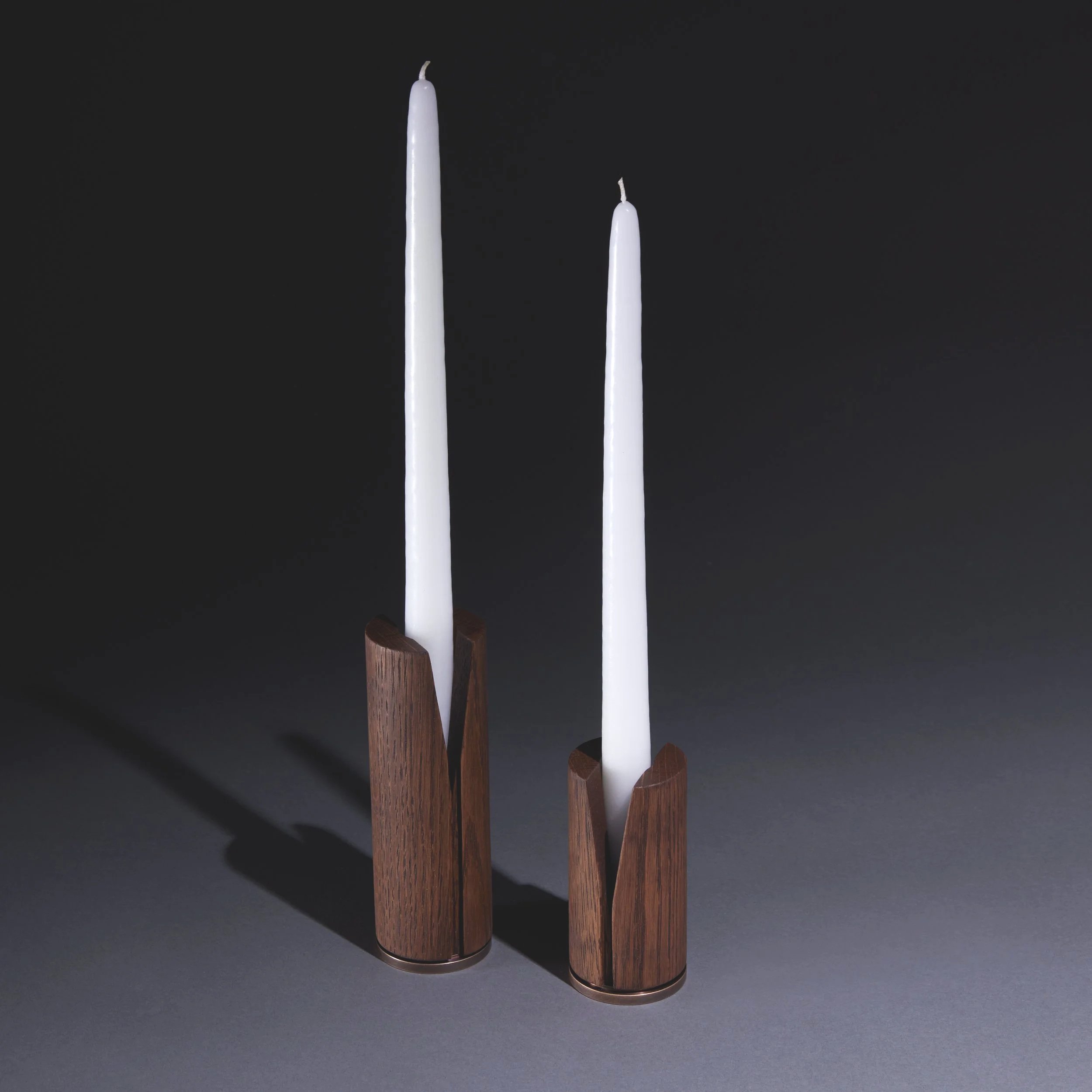 ARowley_OtrasFormas_Fall2025_2961_CandleHolders_Dannessa_Alt_ret.jpg