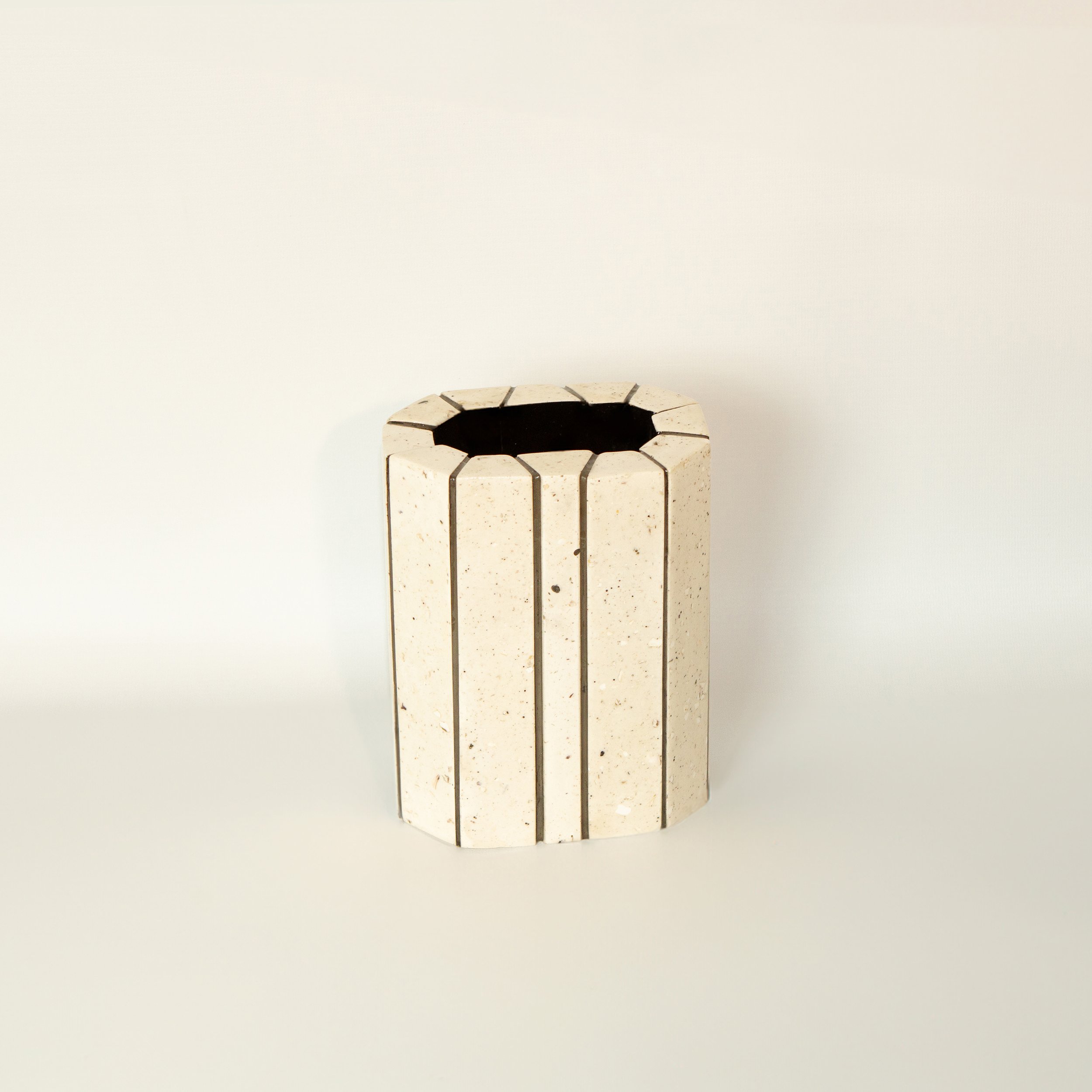WKND Lab_HUI Vase11_square.jpg