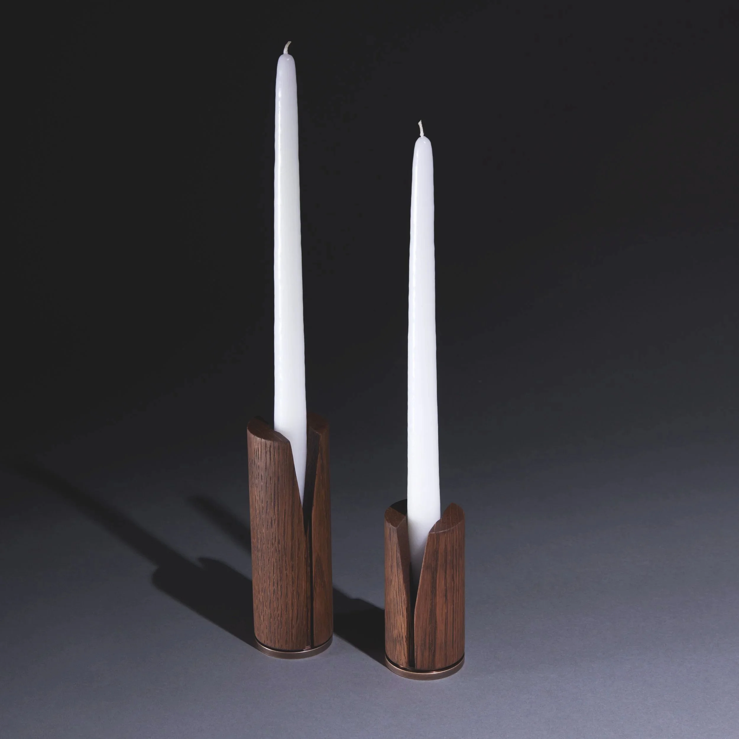 ARowley_OtrasFormas_Fall2025_2961_CandleHolders_Dannessa_ret.jpg