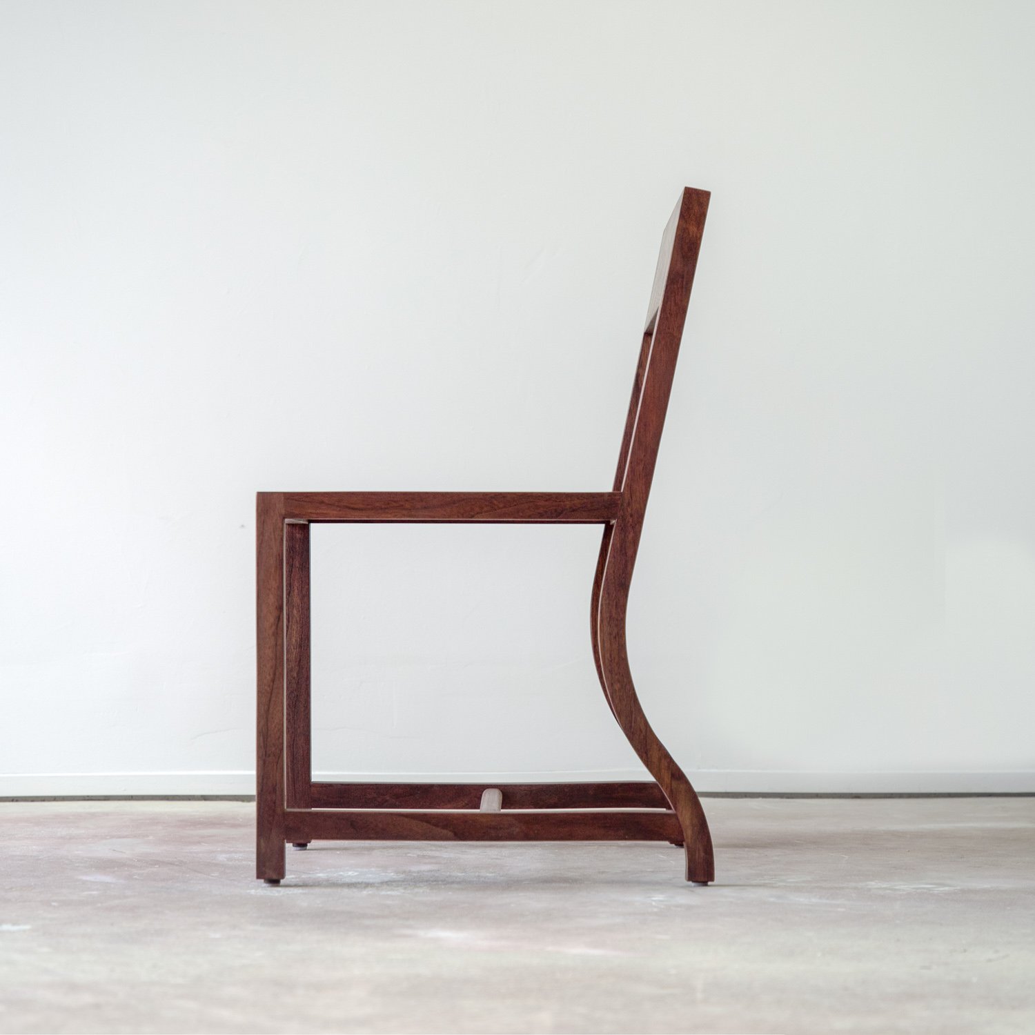 EOS_BurveChair_04.jpg