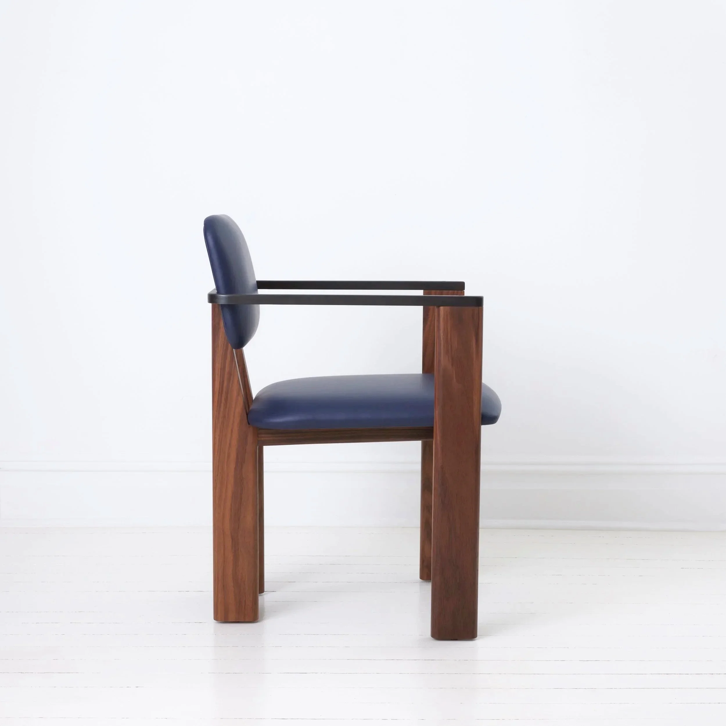 ARowley_OtrasFormas_Spring2026_4110_Unform_retAM.jpg